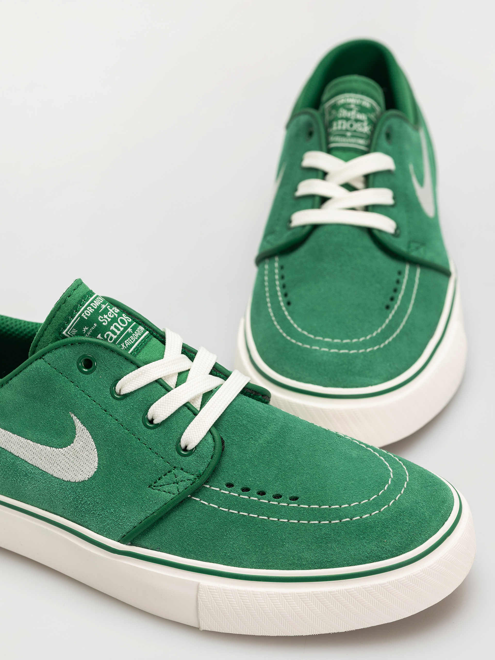 Обувки Nike SB Stefan Janoski (pine green/sail pine green sail)