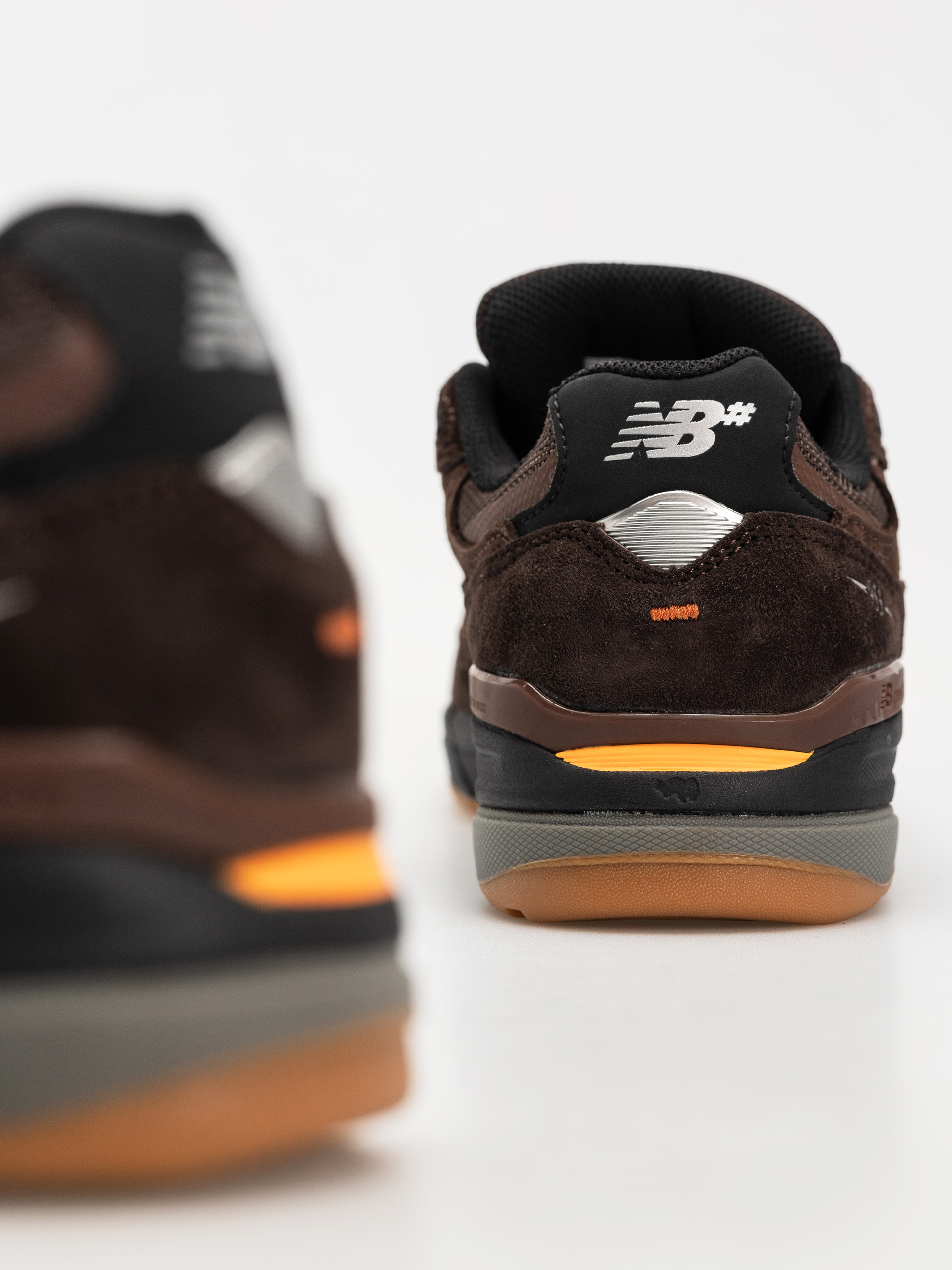 Обувки New Balance 933 (dark brown)