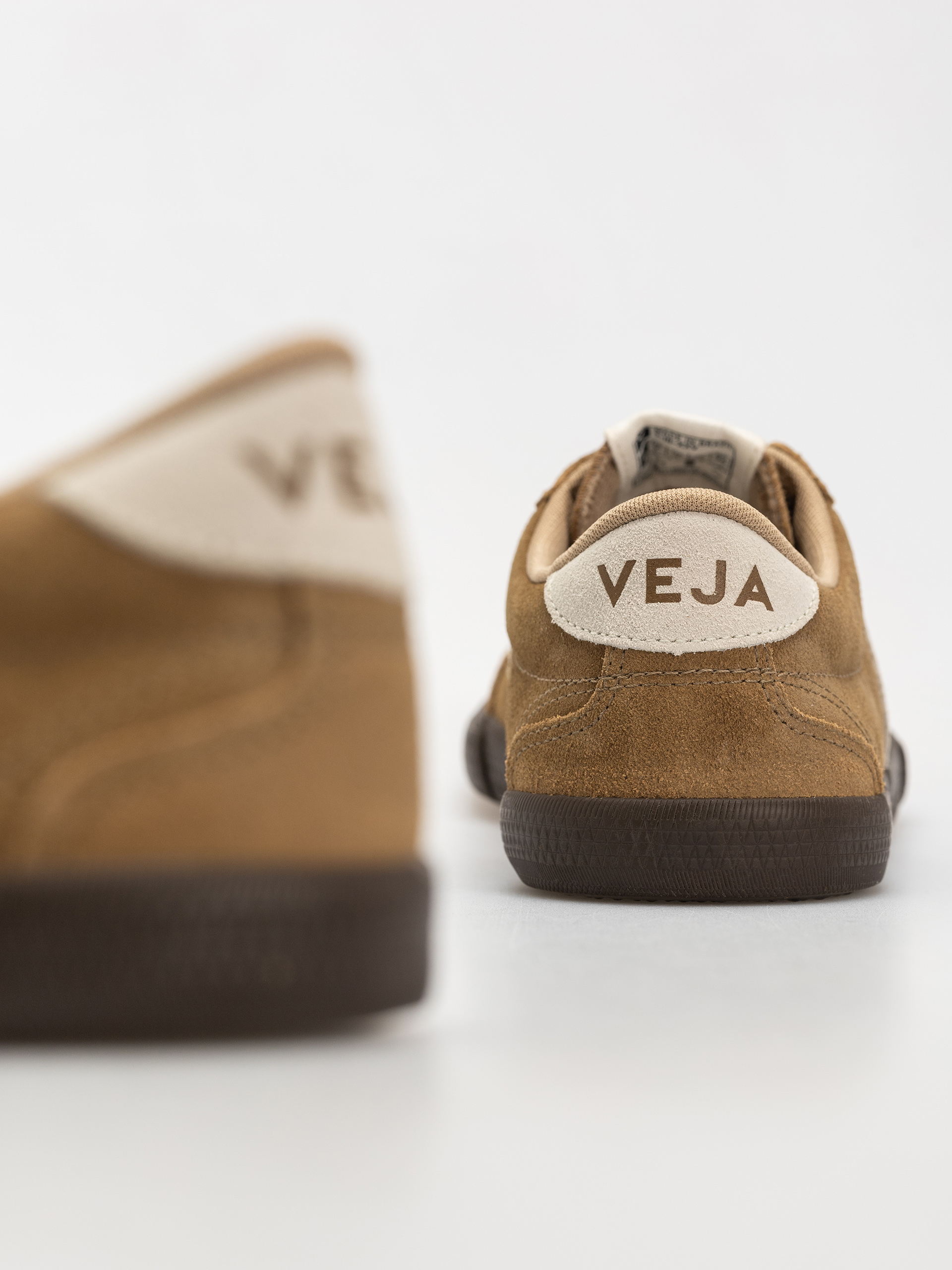 Обувки Veja Volley Wmn (tent natural eagle)