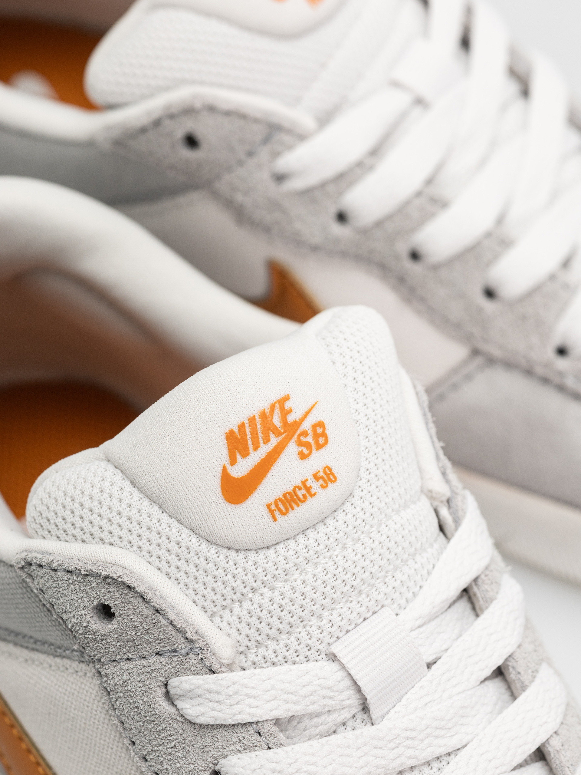 Обувки Nike SB Force 58 (platinum tint/monarch wolf grey)