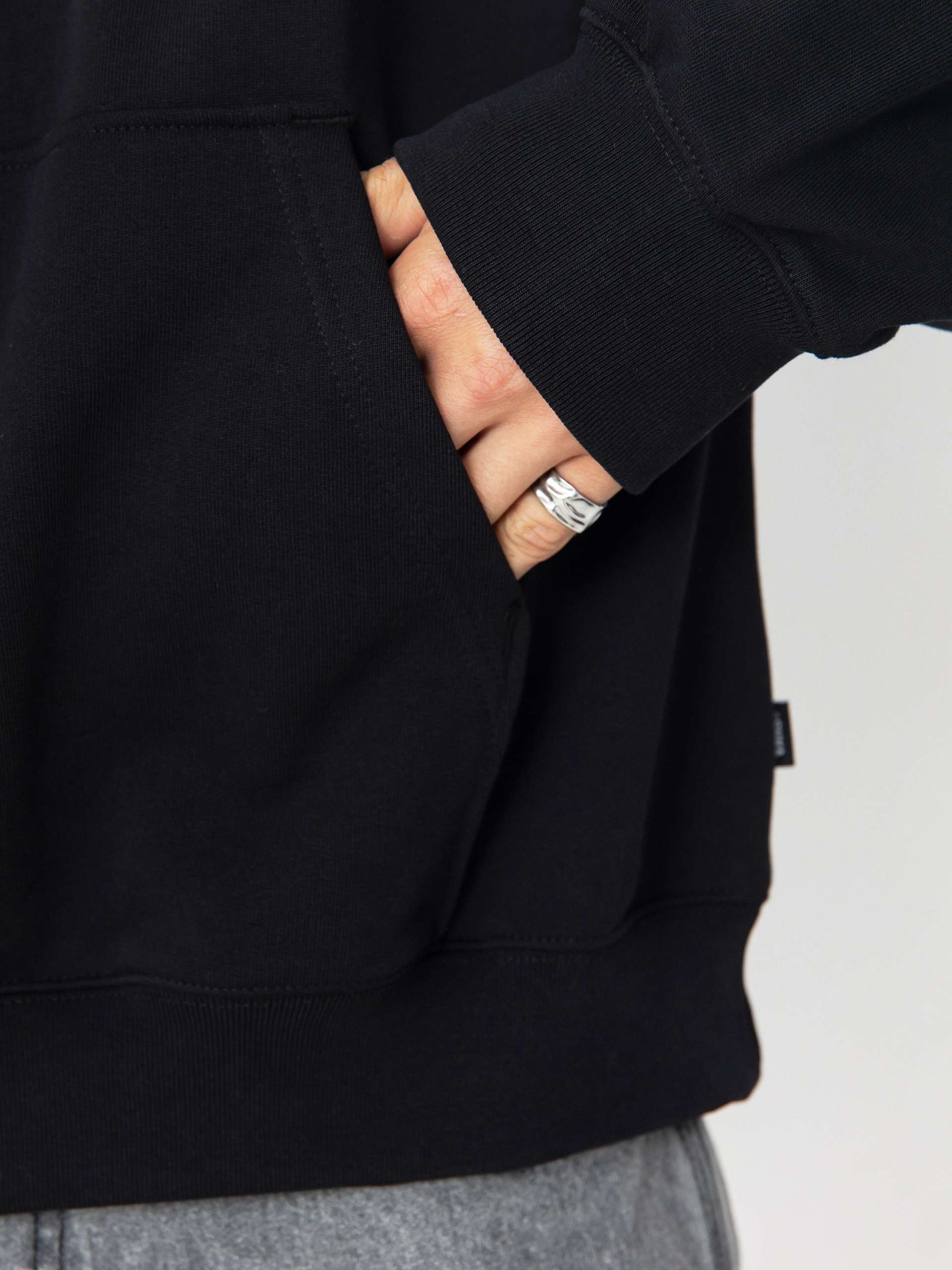 Суитшърт с качулка Vans Salton Loose Ft HD (black)