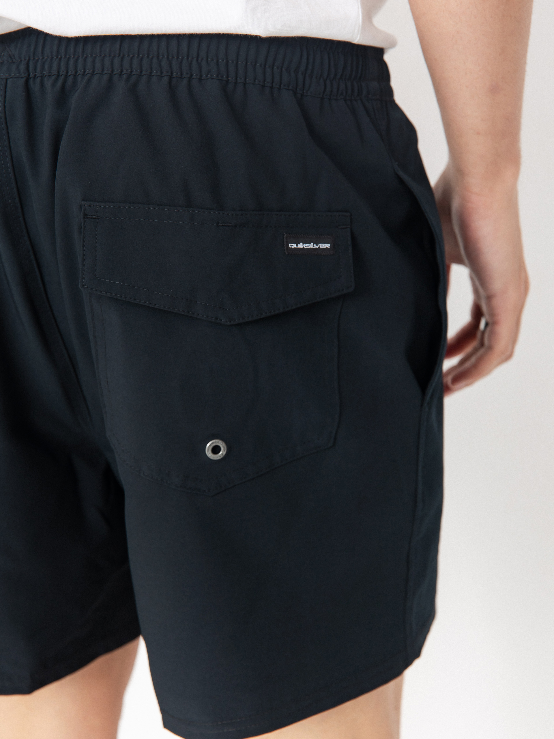 Къси панталони Quiksilver Surfsilk Solid Volley 16 (black)