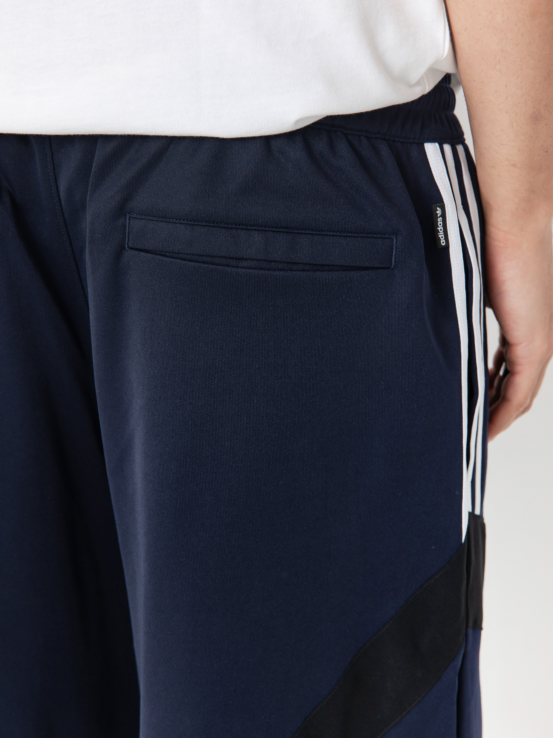 Къси панталони adidas Football (legink/black/white)