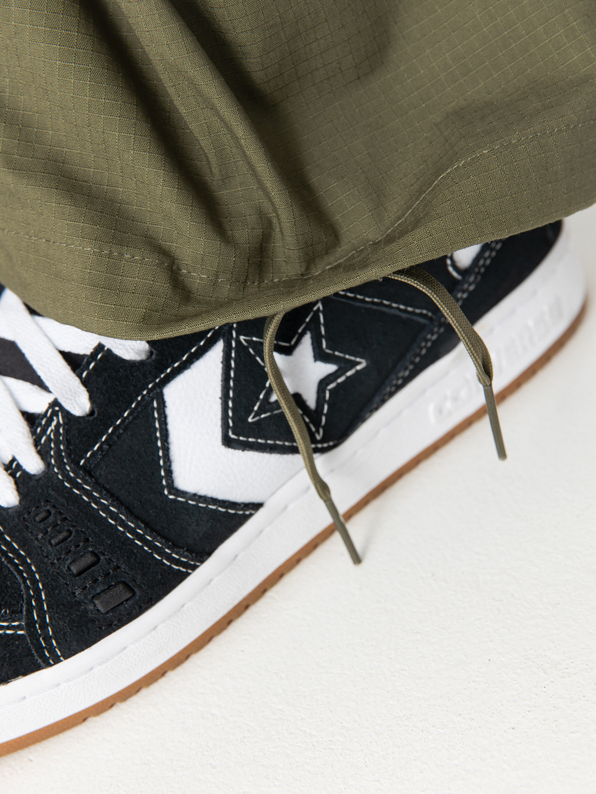 Панталони Nike SB Federation Agnostic Overalls (medium olive/white)