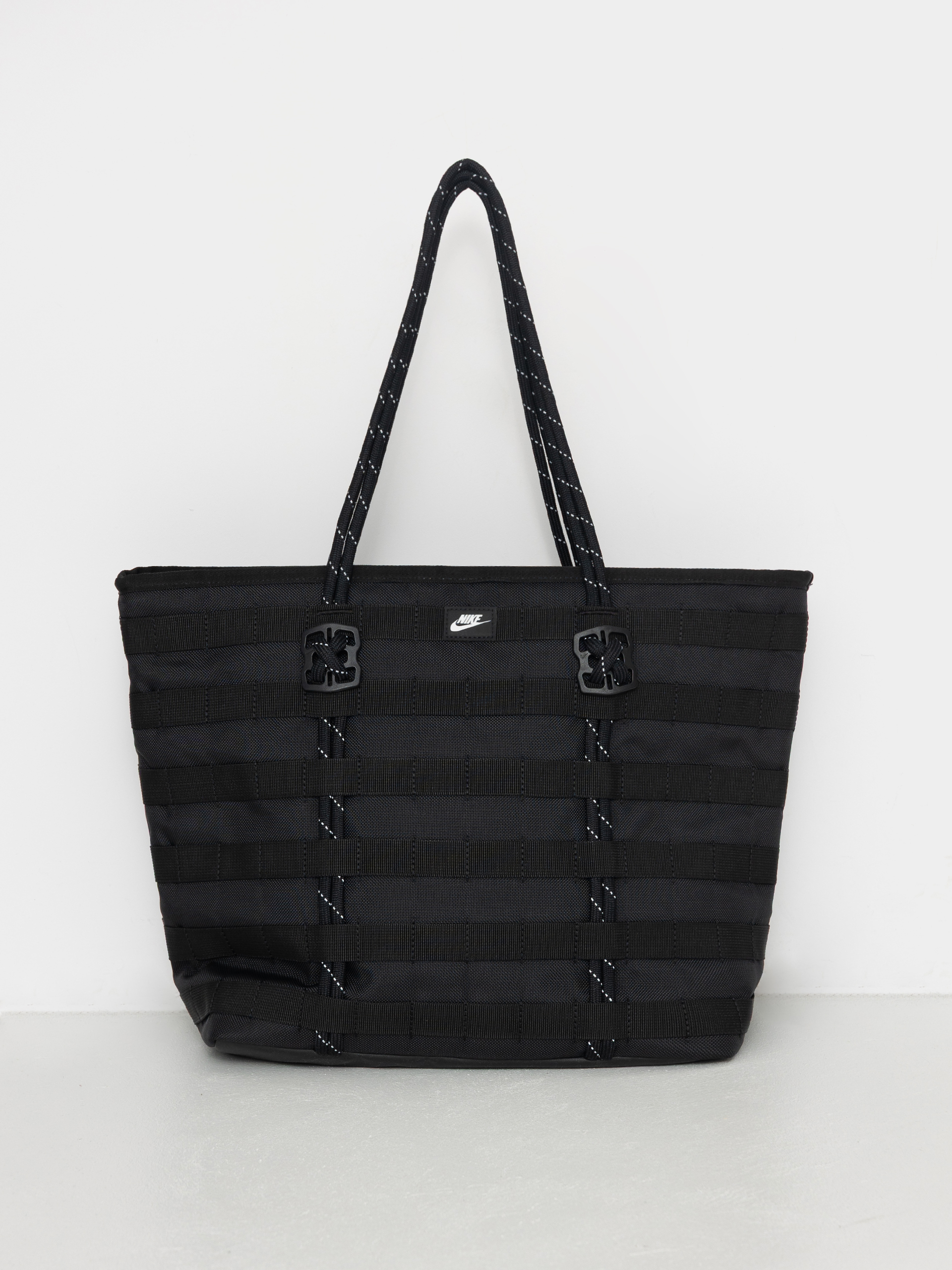 Чанта Nike SB Sportswear (black/black/white)