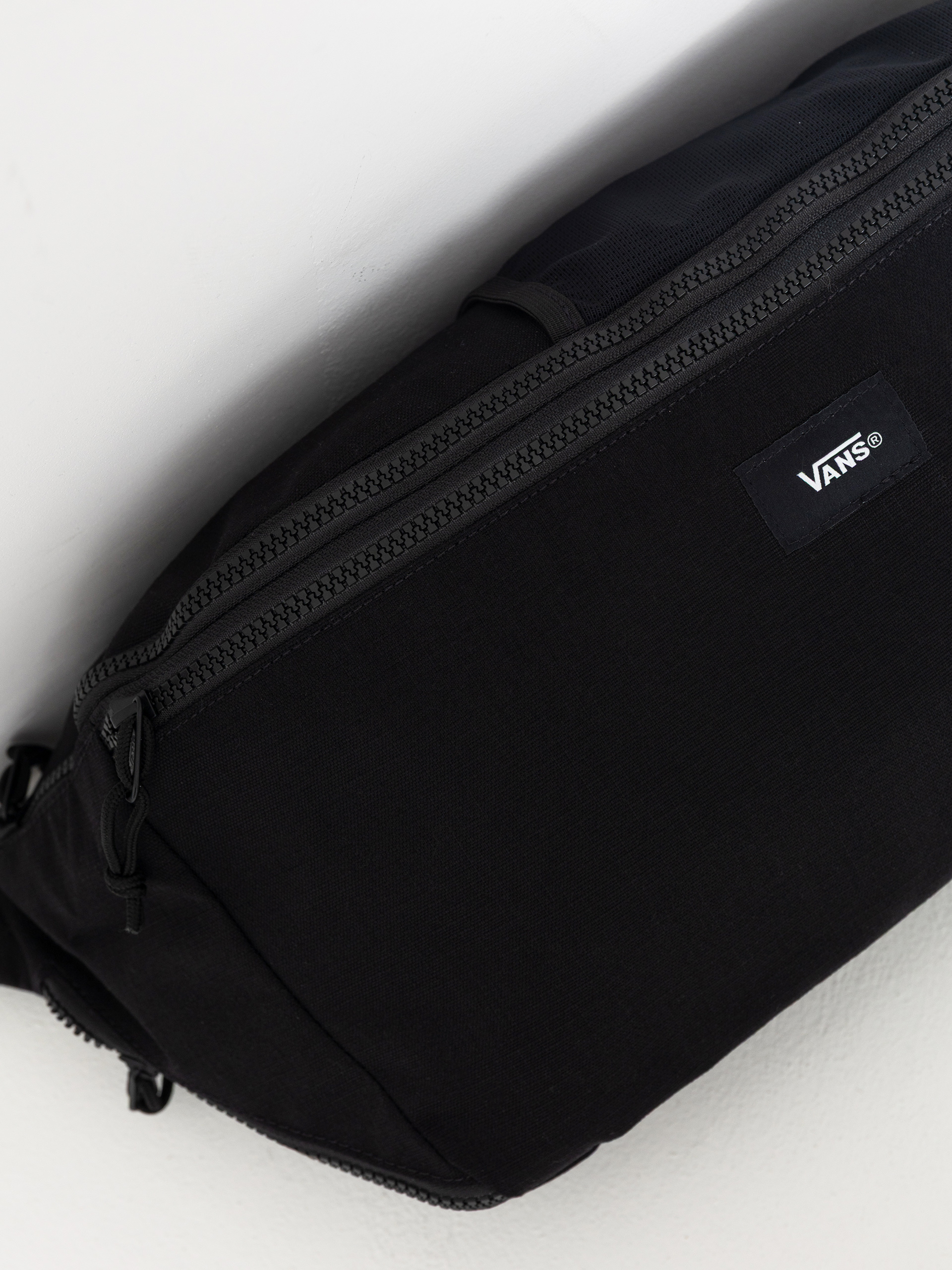 Чантичка за кръст Vans Detached Sling Bag (black)