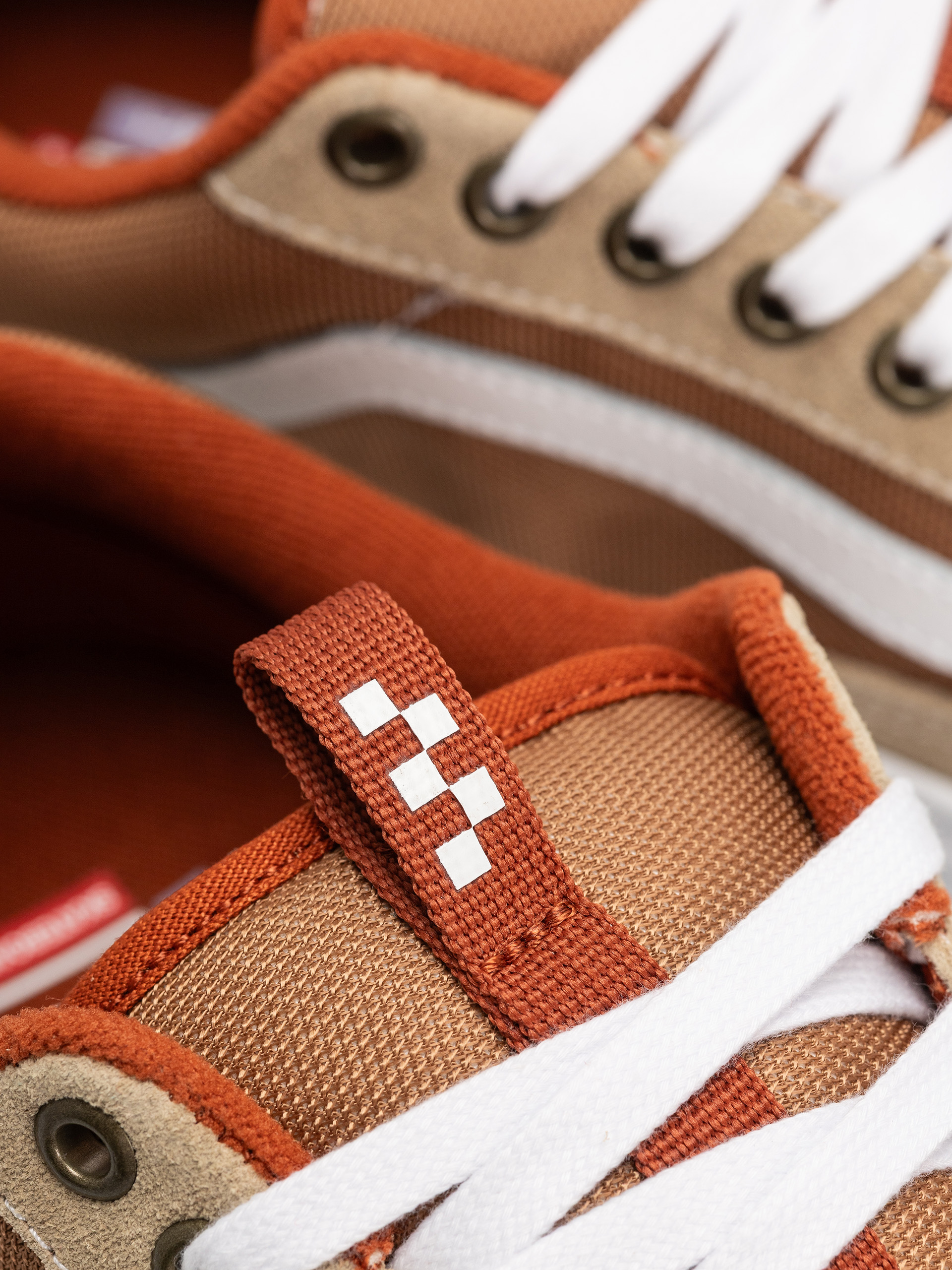 Обувки Vans Skate Old Skool 36 + (khaki/burnt orange)