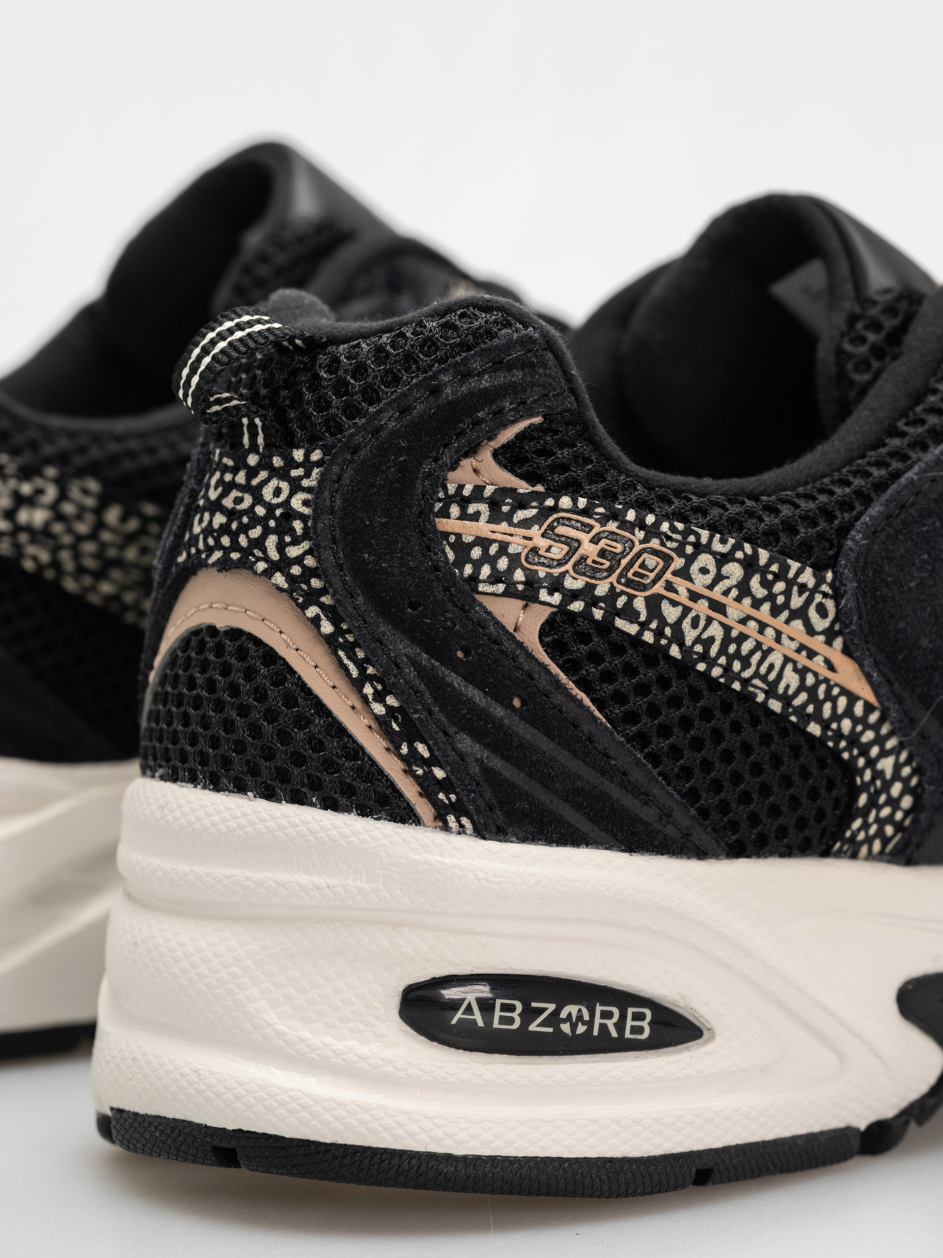 Обувки New Balance 530 (black)