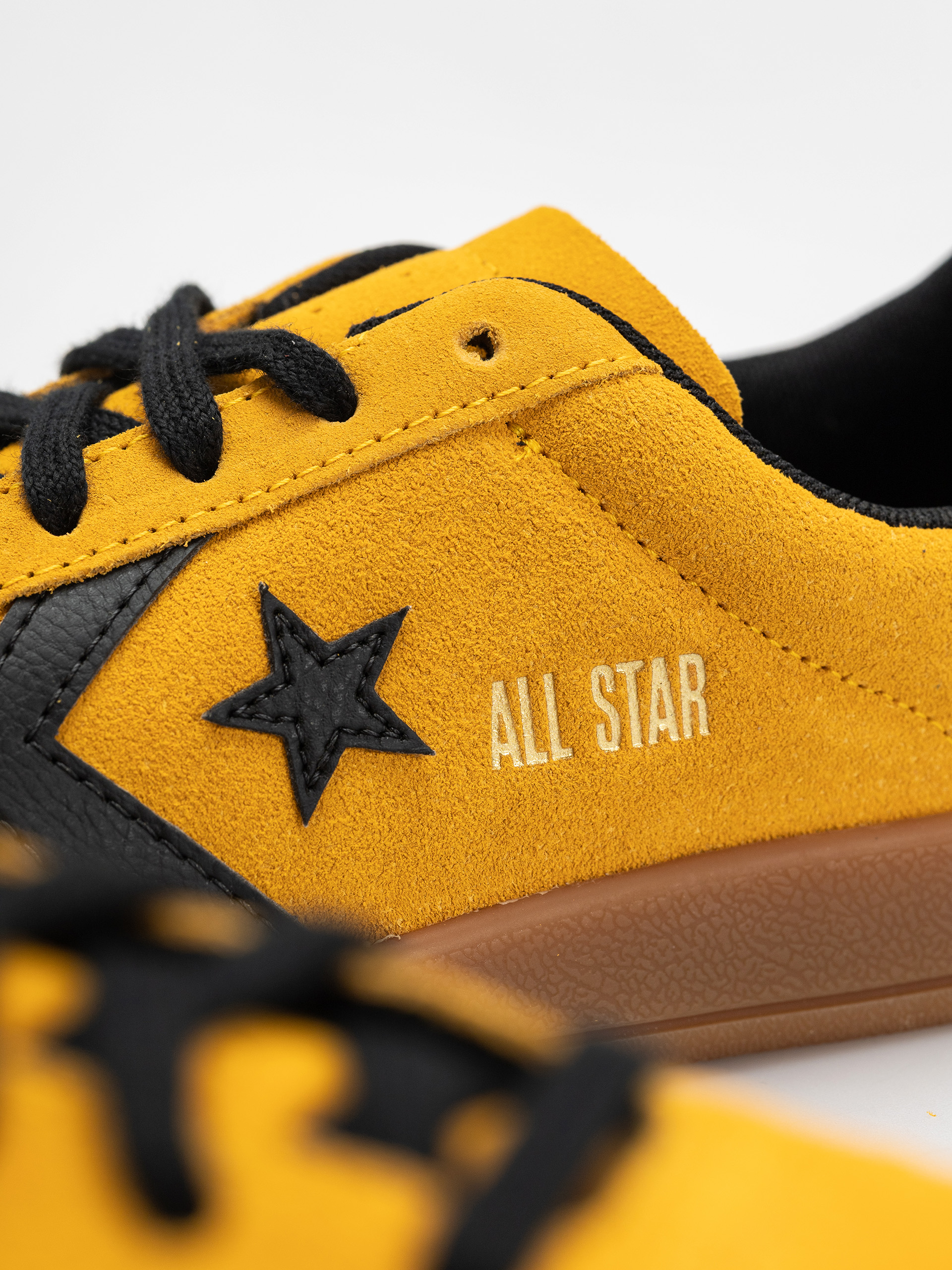Обувки Converse All Star Classic Trainer (dark yellow)