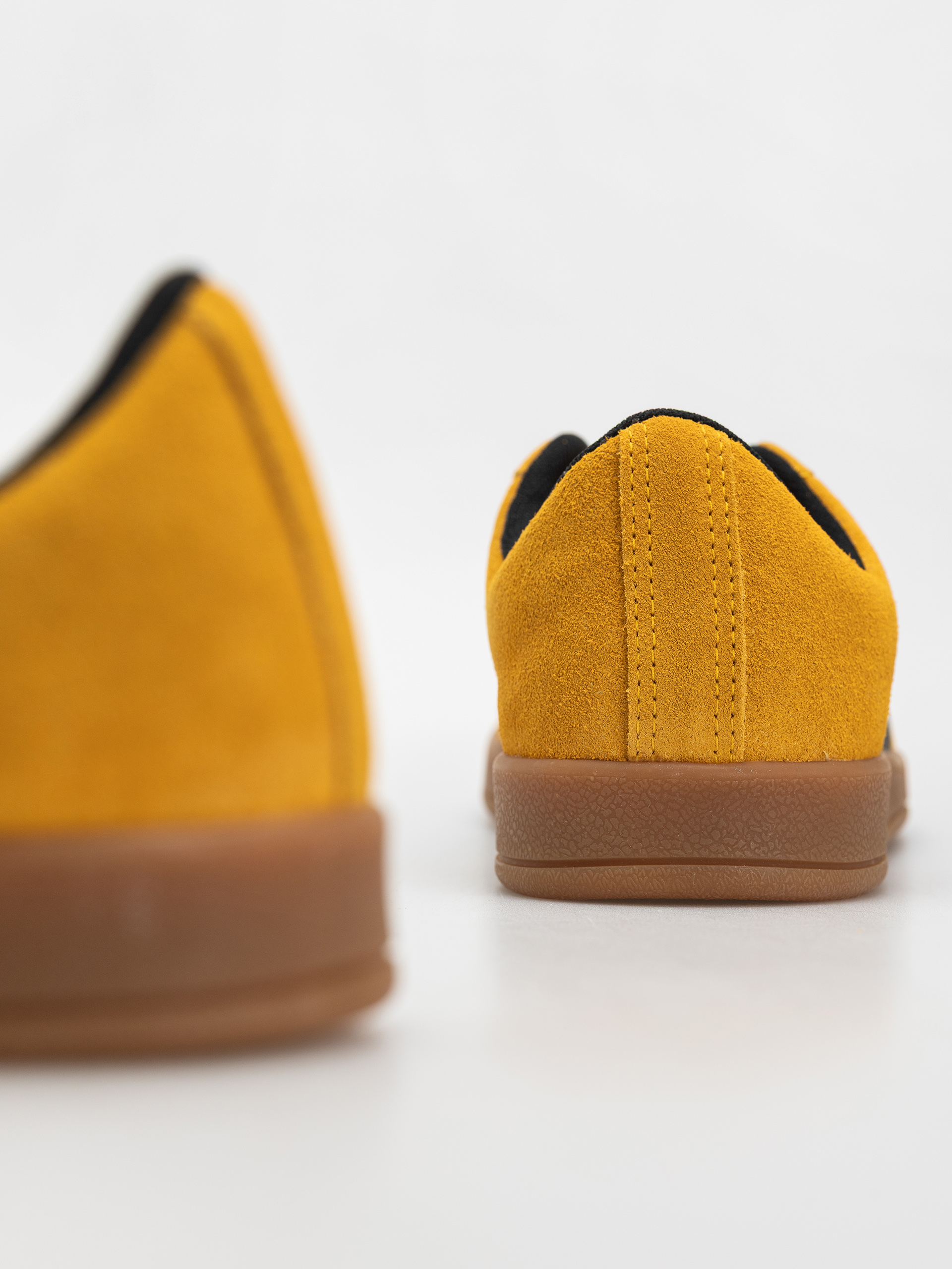 Обувки Converse All Star Classic Trainer (dark yellow)