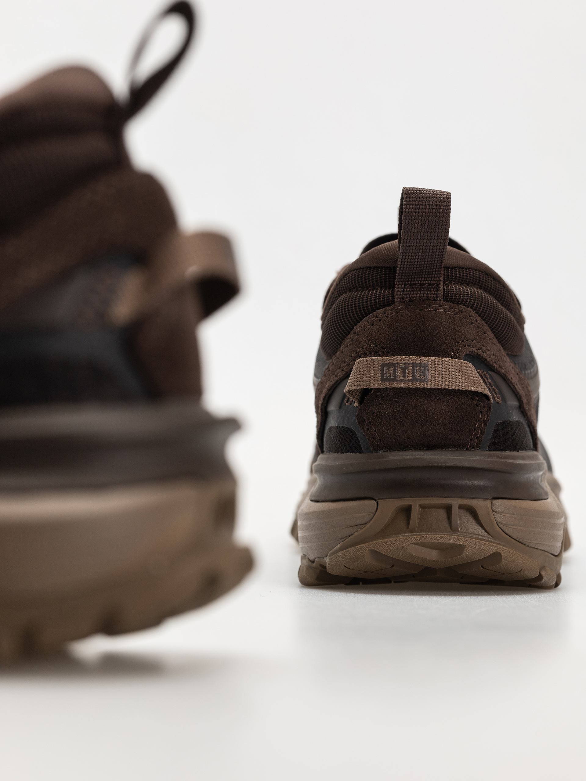 Обувки Vans Mte Crosspath Xc (dark brown)