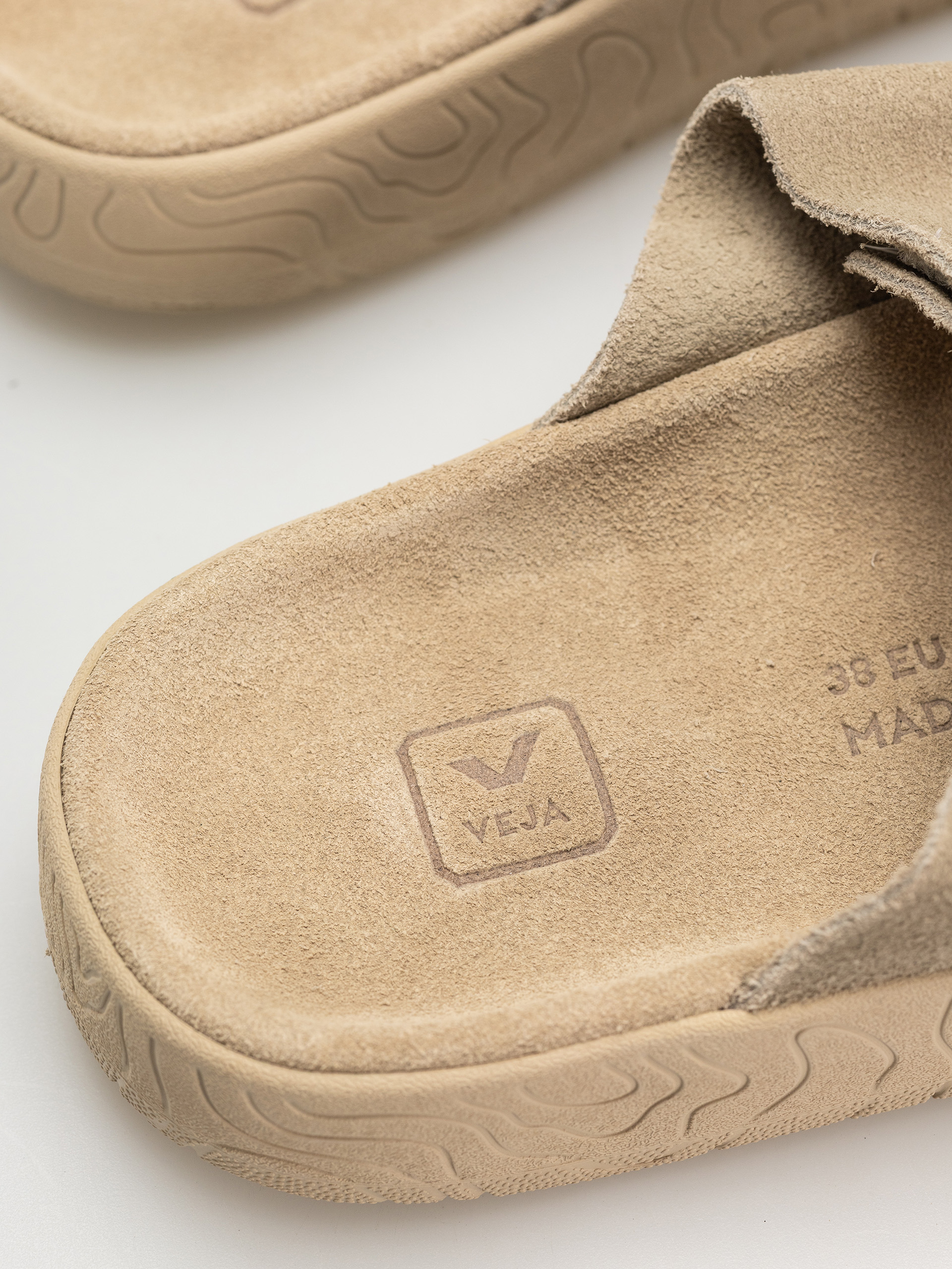 Обувки Veja Etna Wmn (taupe almond)