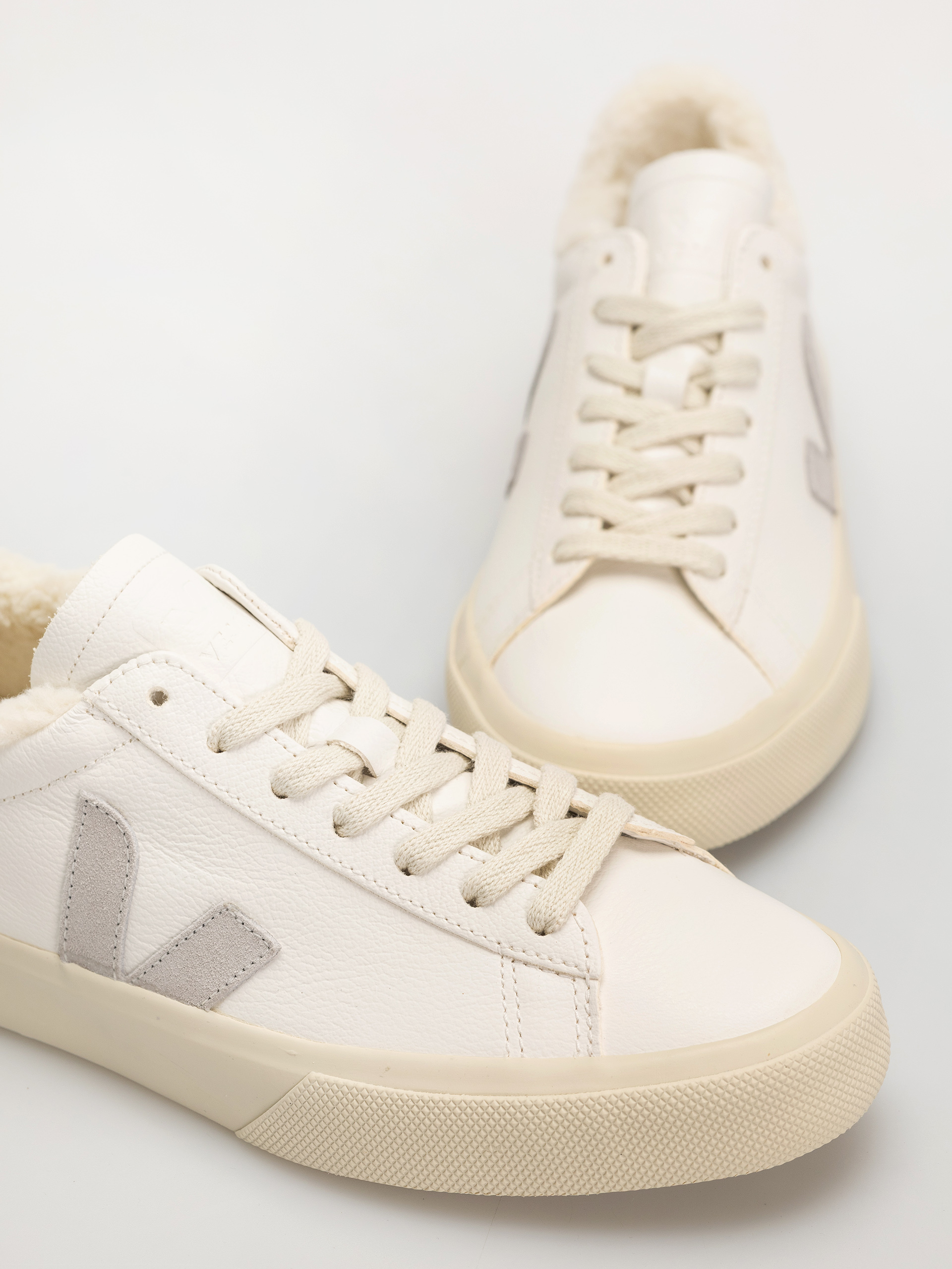 Обувки Veja Campo Winter Wmn (ex white li grey)