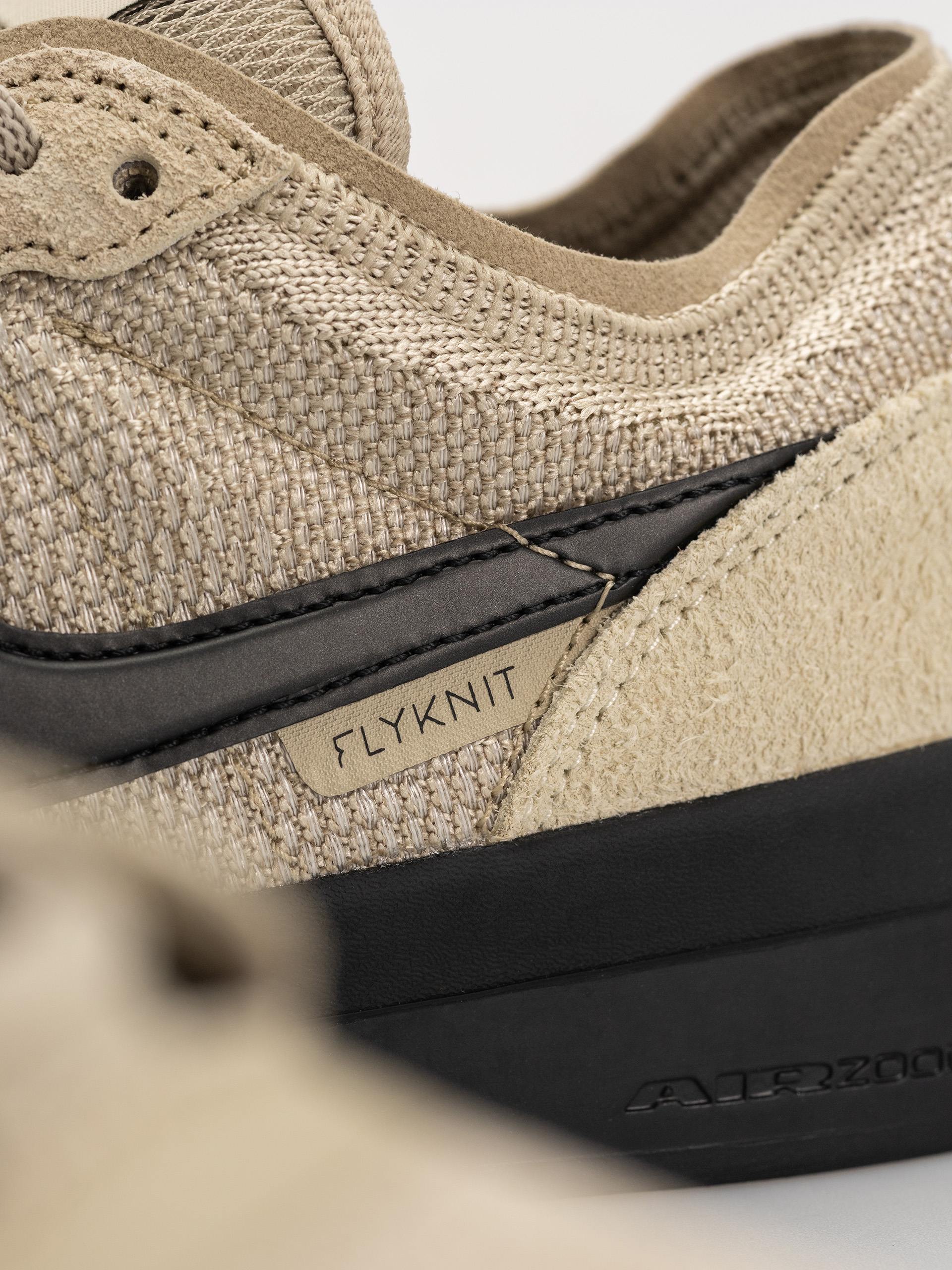 Обувки Nike SB Ps8 (lt khaki/black desert khaki black)