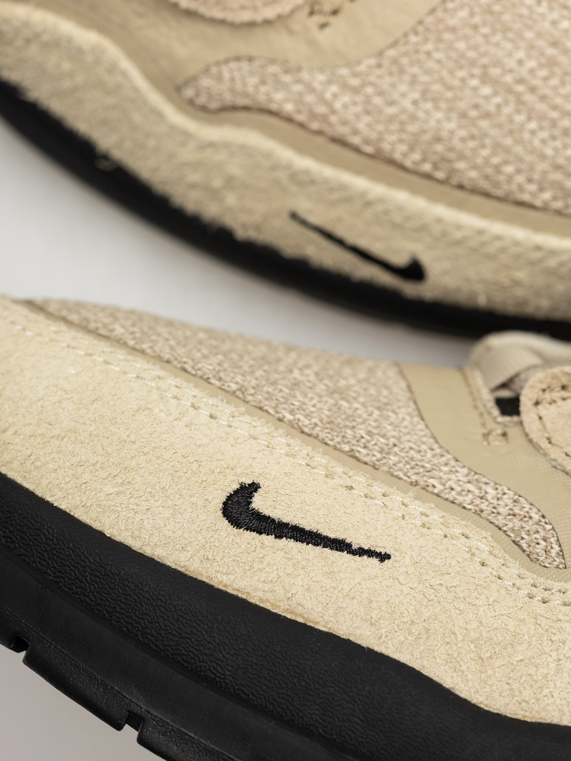 Обувки Nike SB Ps8 (lt khaki/black desert khaki black)