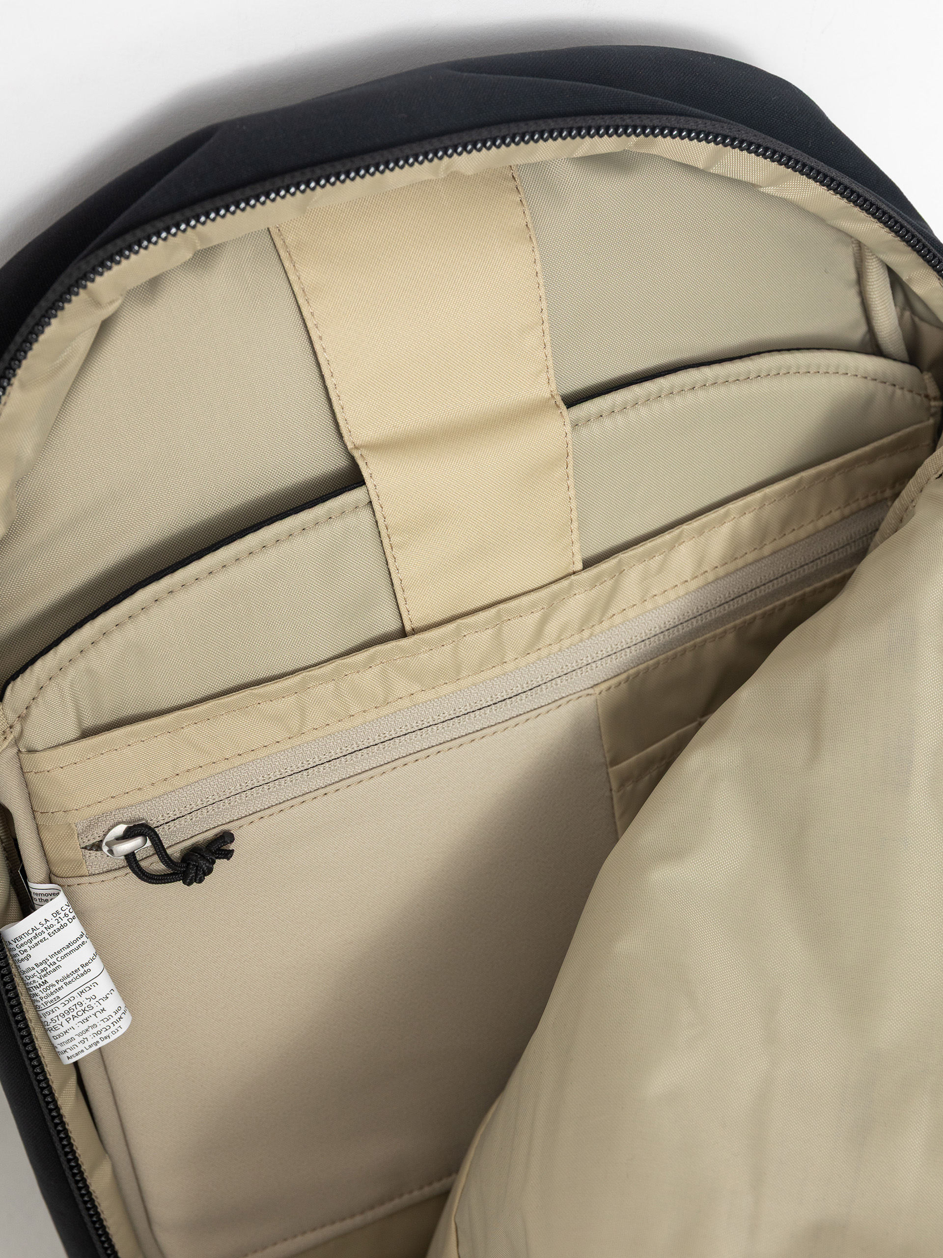 Раница Osprey Arcane Large Day (black)