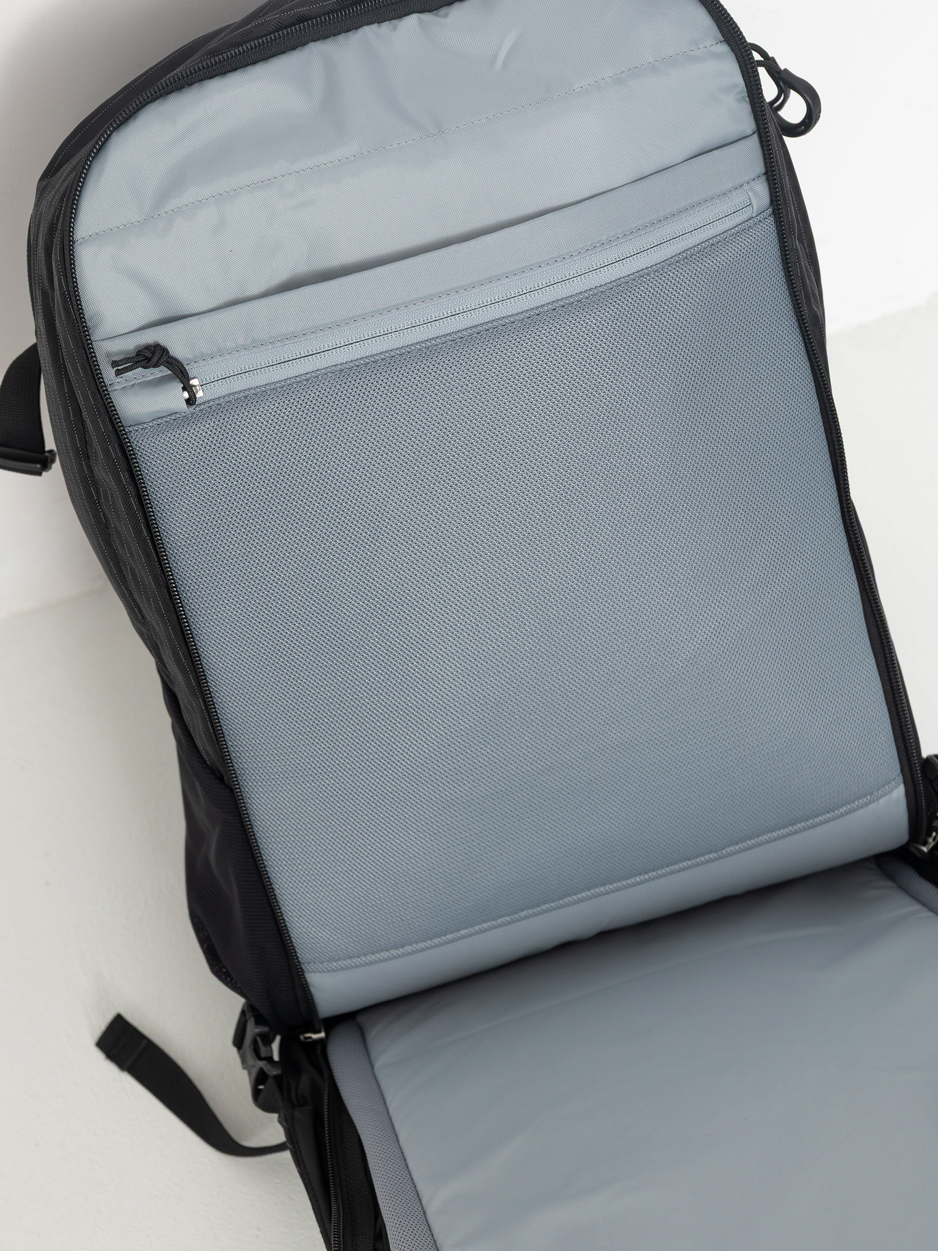 Раница Osprey Nebula (black)