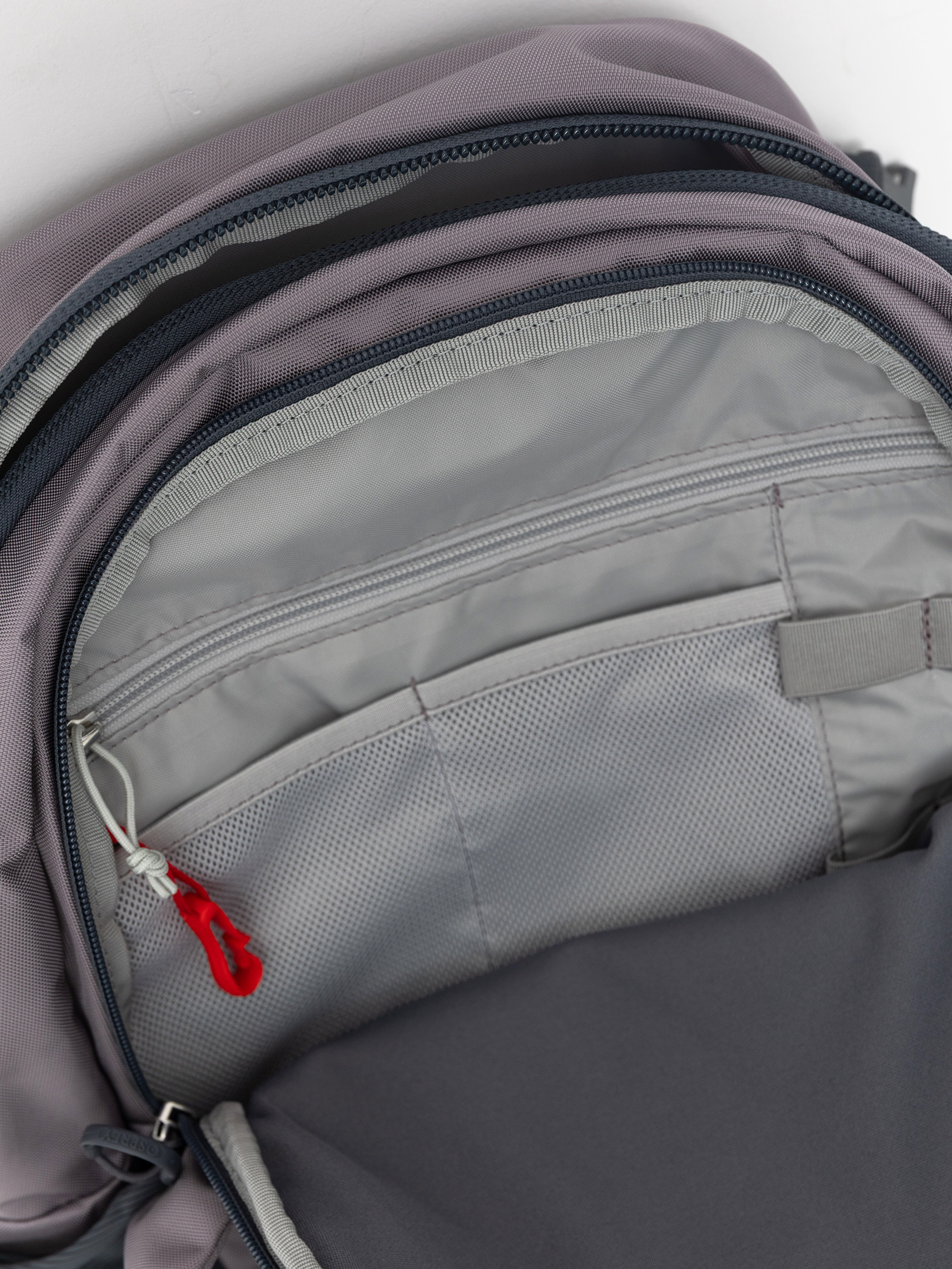 Раница Osprey Axis 24 (soundwave grey)