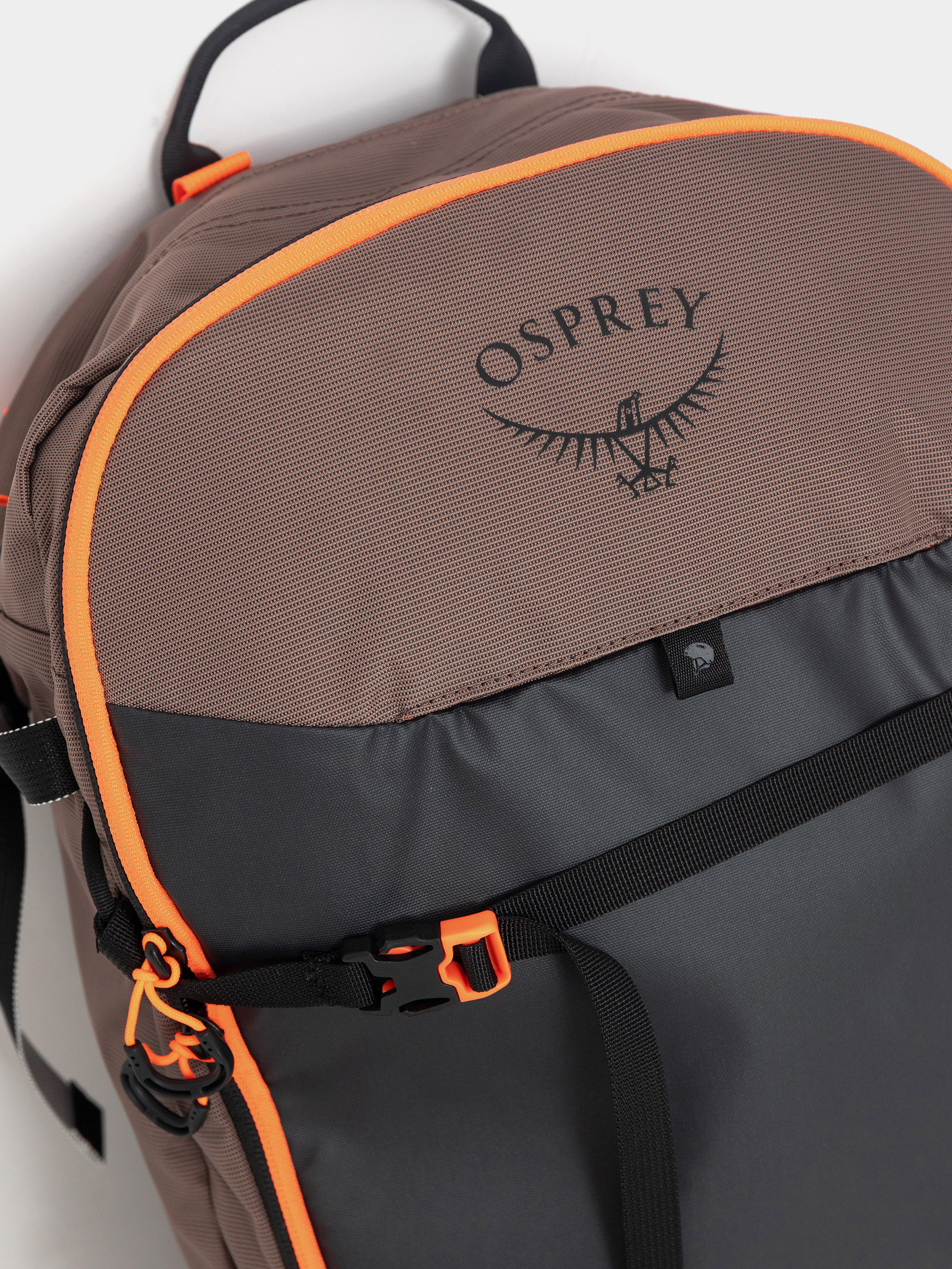 Раница Osprey Sopris 25 (magma brown/raven black)