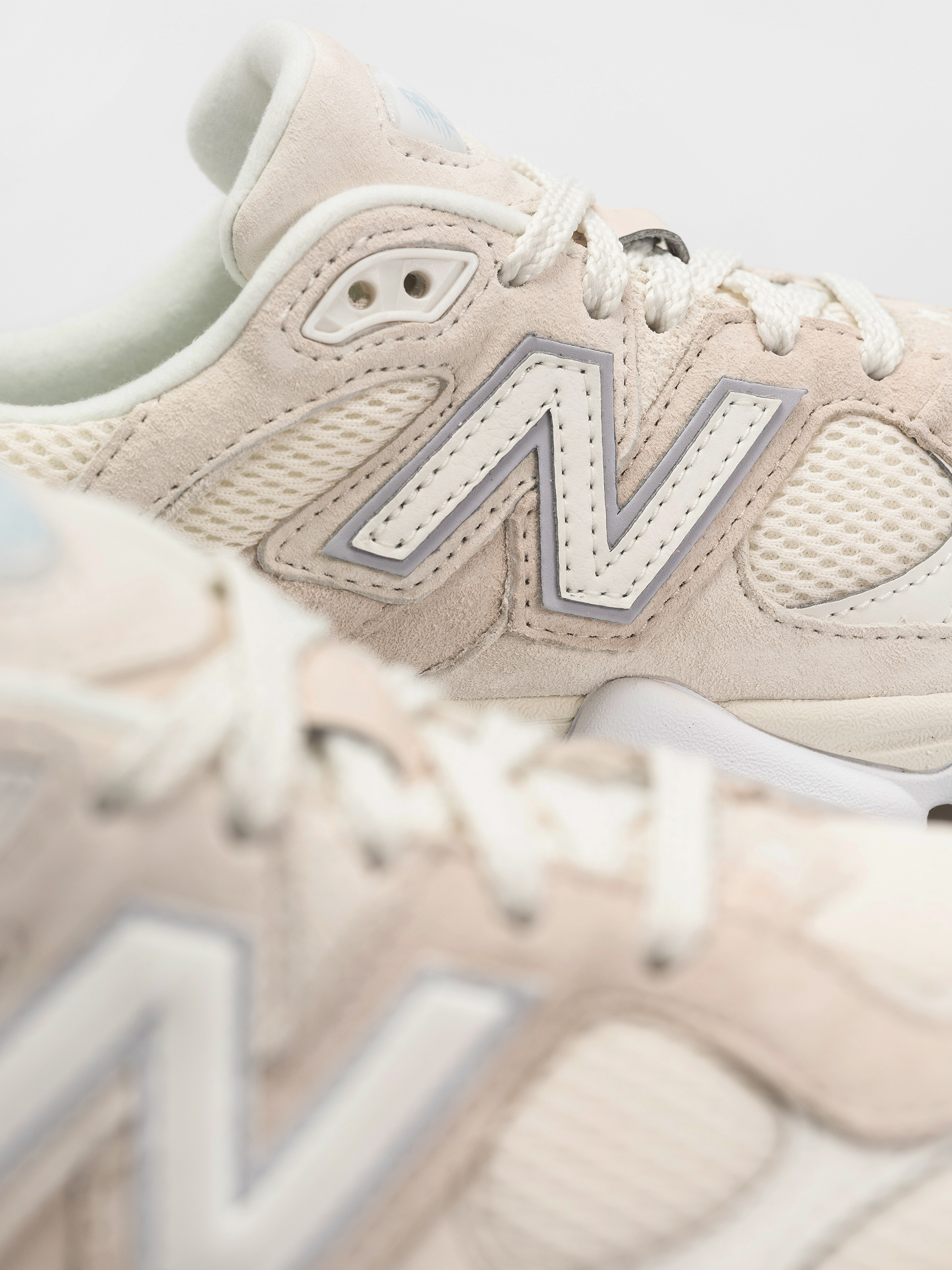 Обувки New Balance 9060 (bisque)