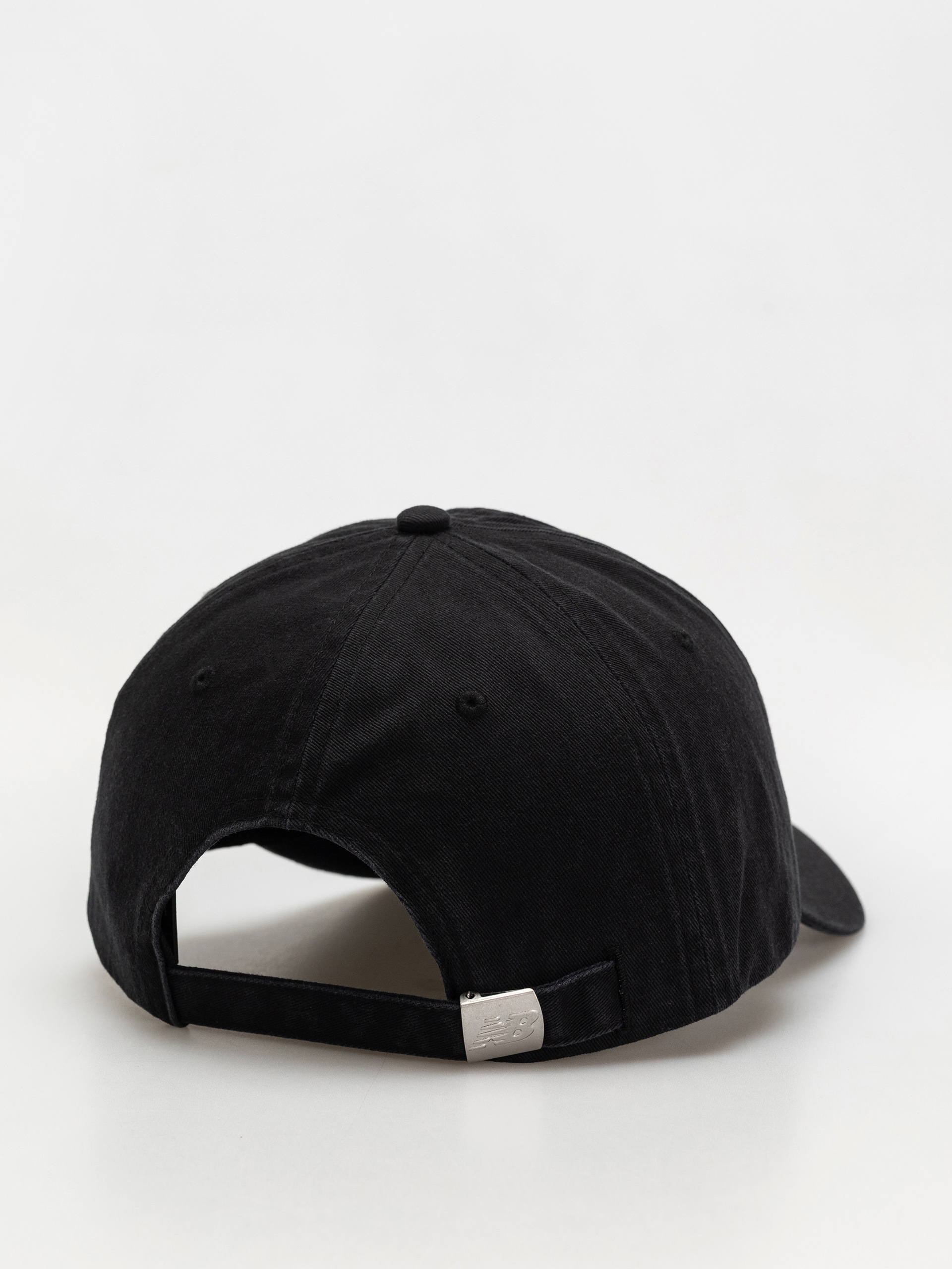 Шапка с козирка New Balance 6 Panel Classic V 2.0 (black)