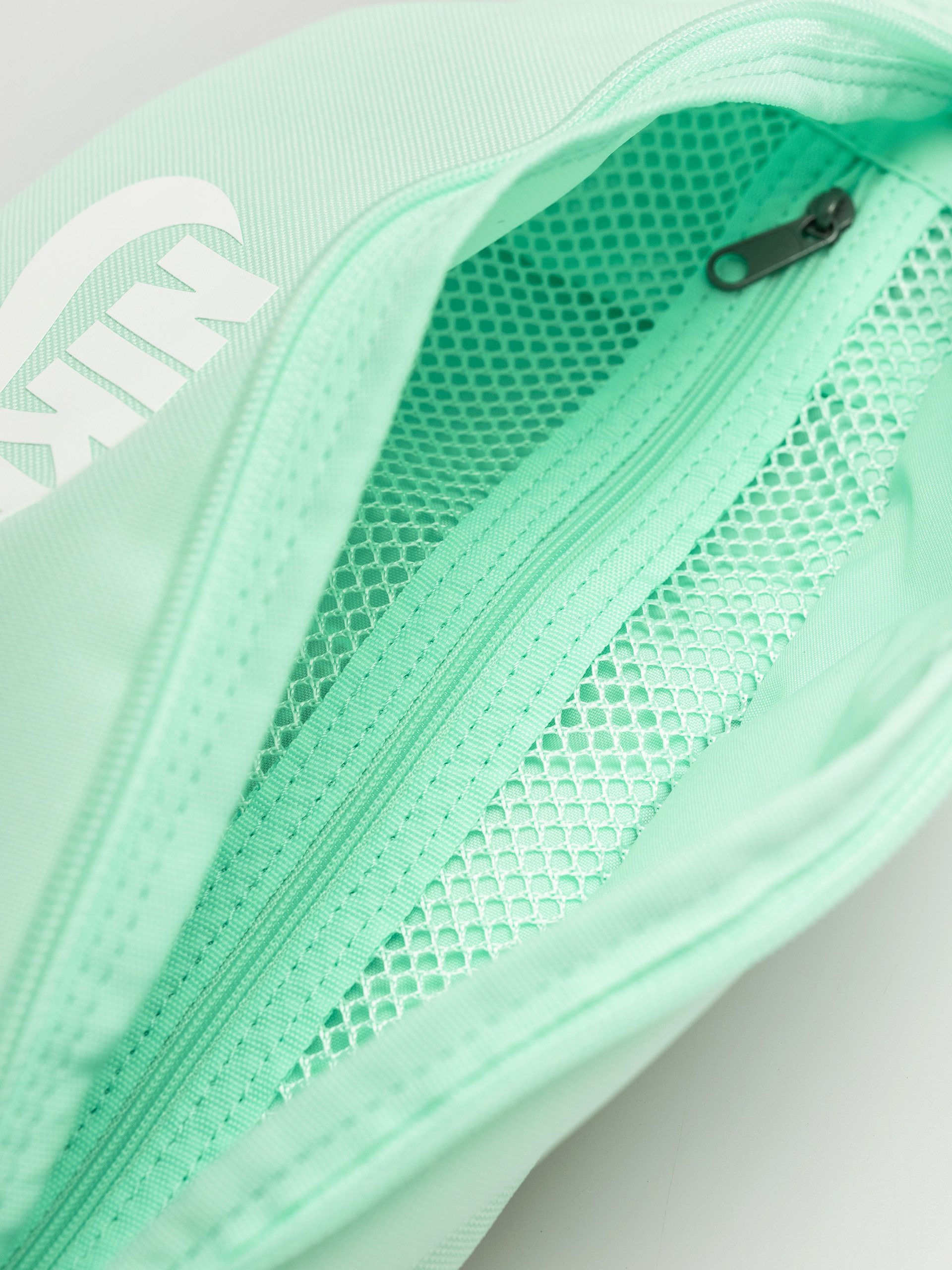 Чантичка за кръст Nike SB Heritage Waist (mint foam/mint foam/summit white)