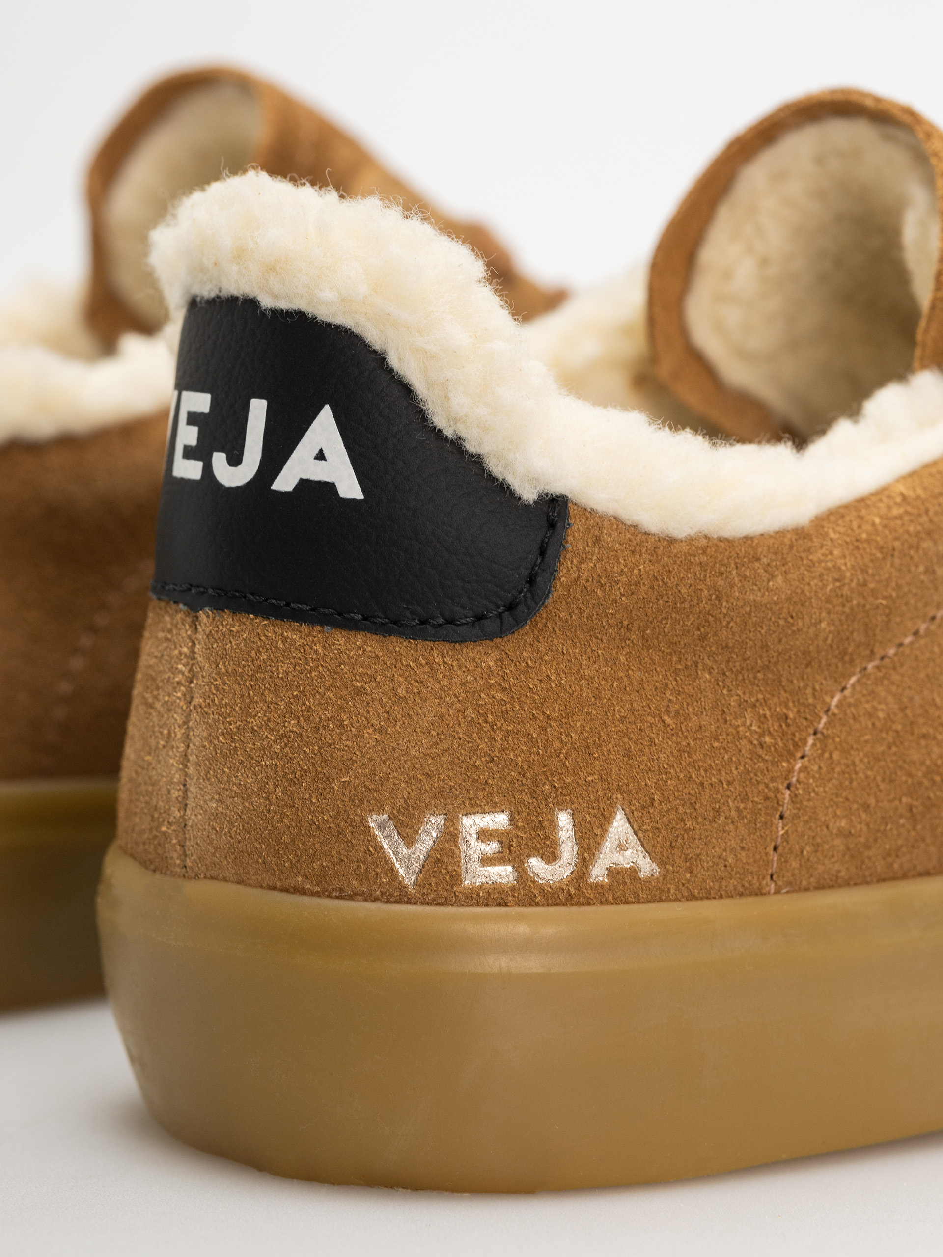 Обувки Veja Campo Winter Wmn (camel black natural)