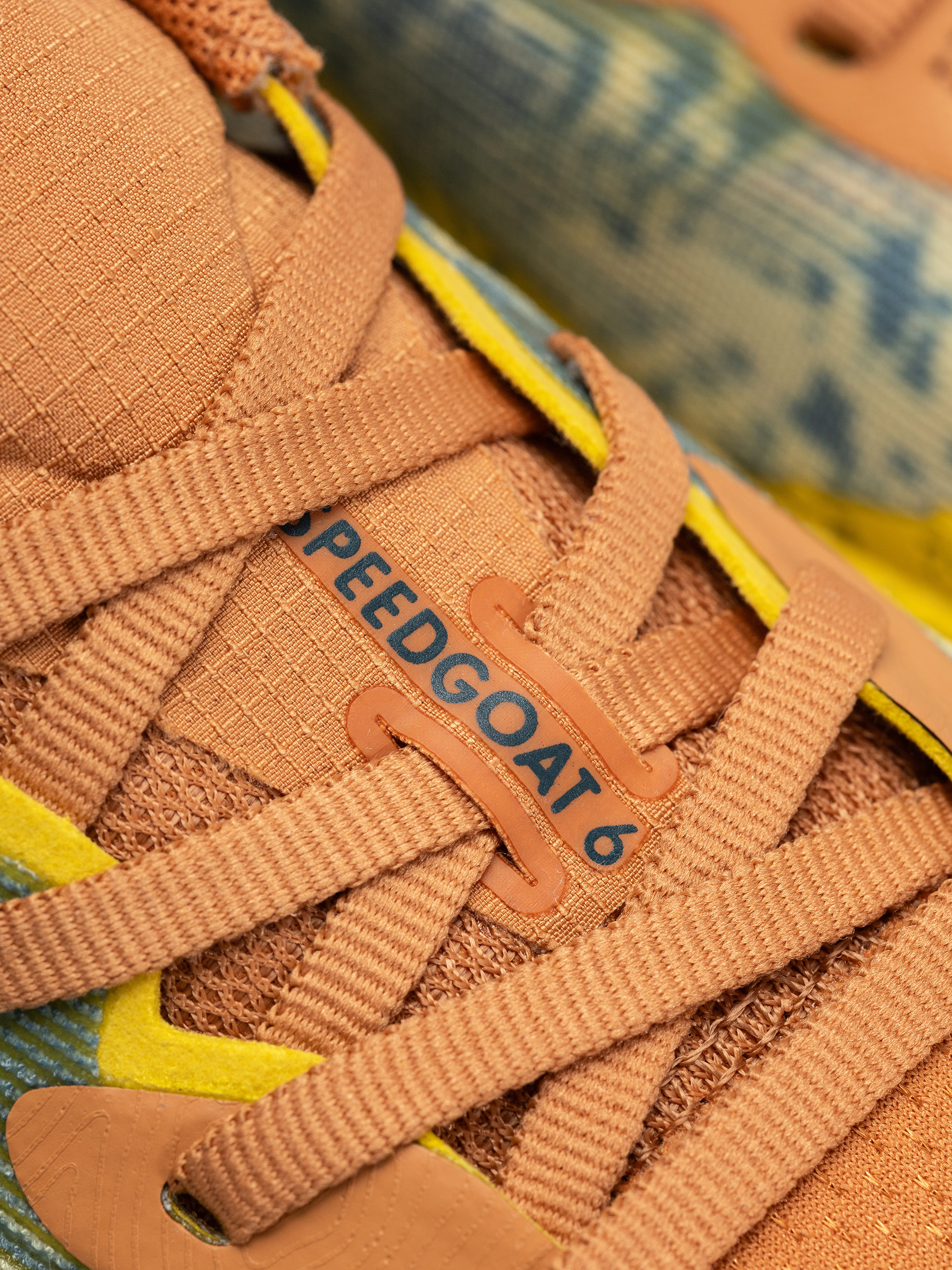 Обувки Hoka Speedgoat 6 (terra cotta/mountain fog)