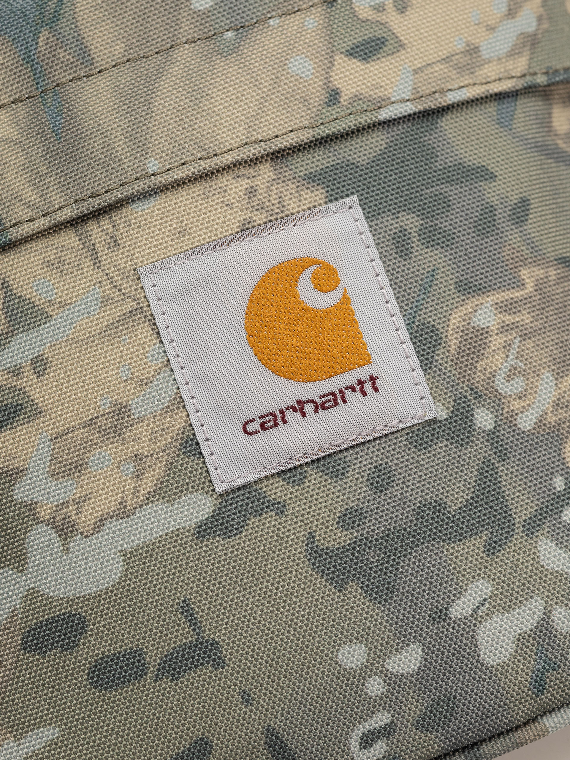 Чантичка за кръст Carhartt WIP Jake (camo combi/green)