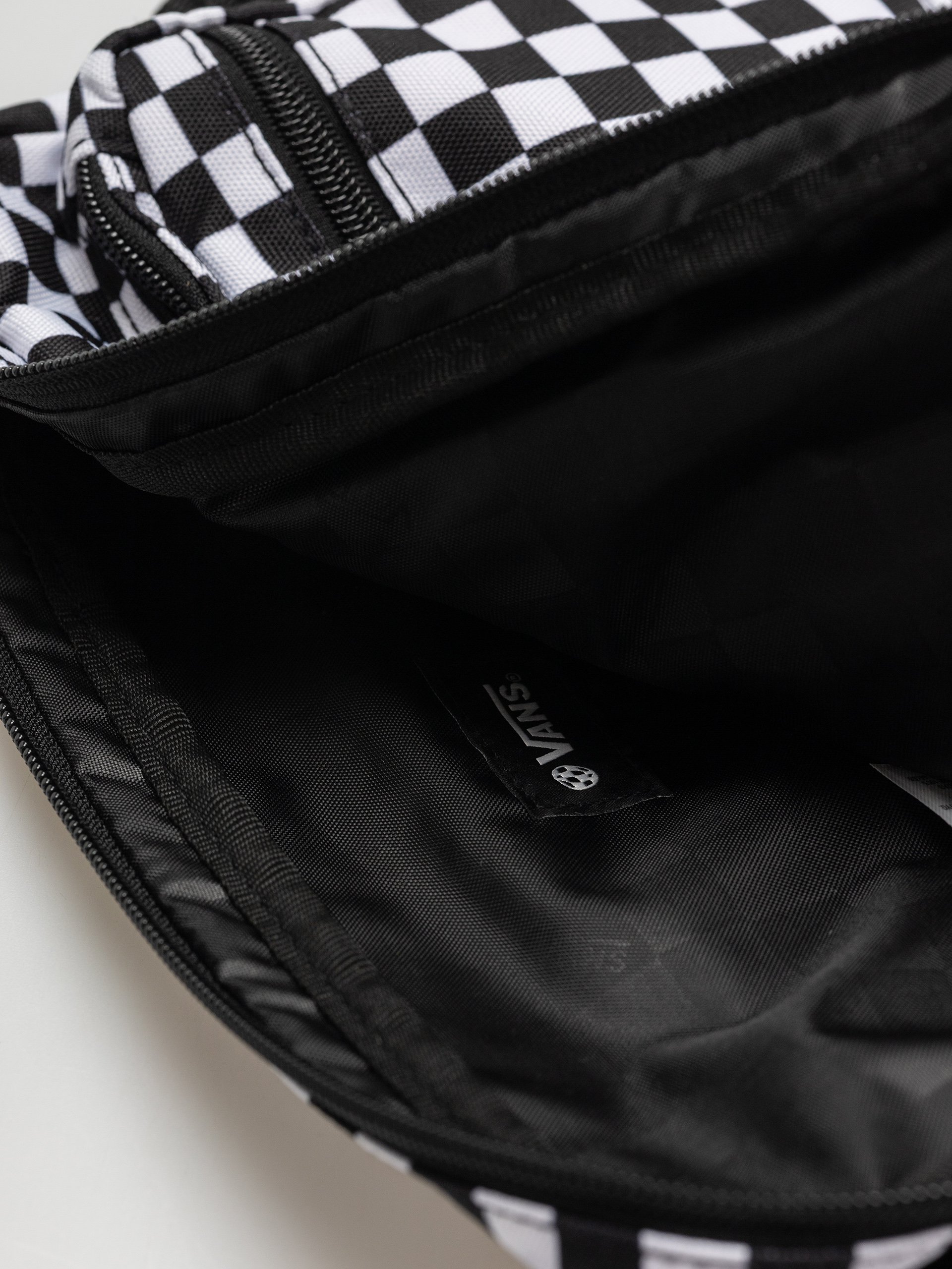 Чанта Vans Bail Convertible Cross Body (black/white)