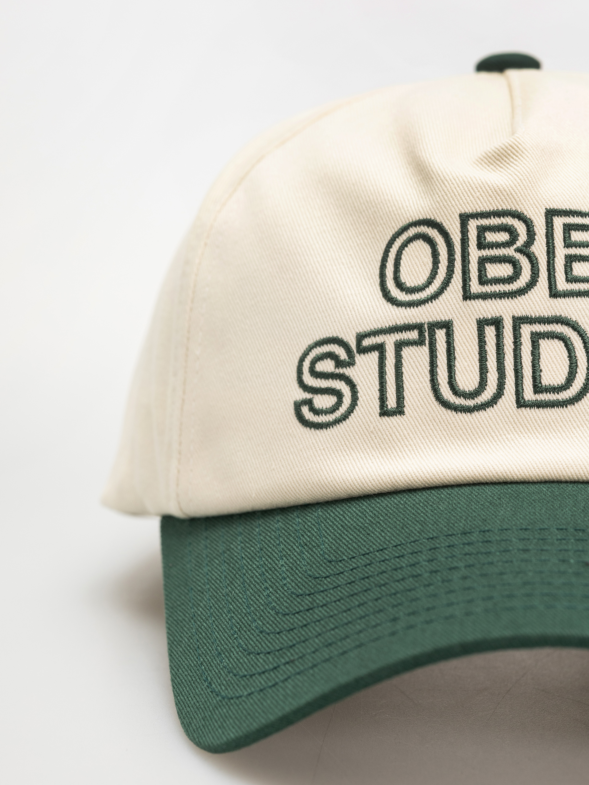 Шапка с козирка OBEY Obey Studios 5 Panel Strapback (unbleached multi)