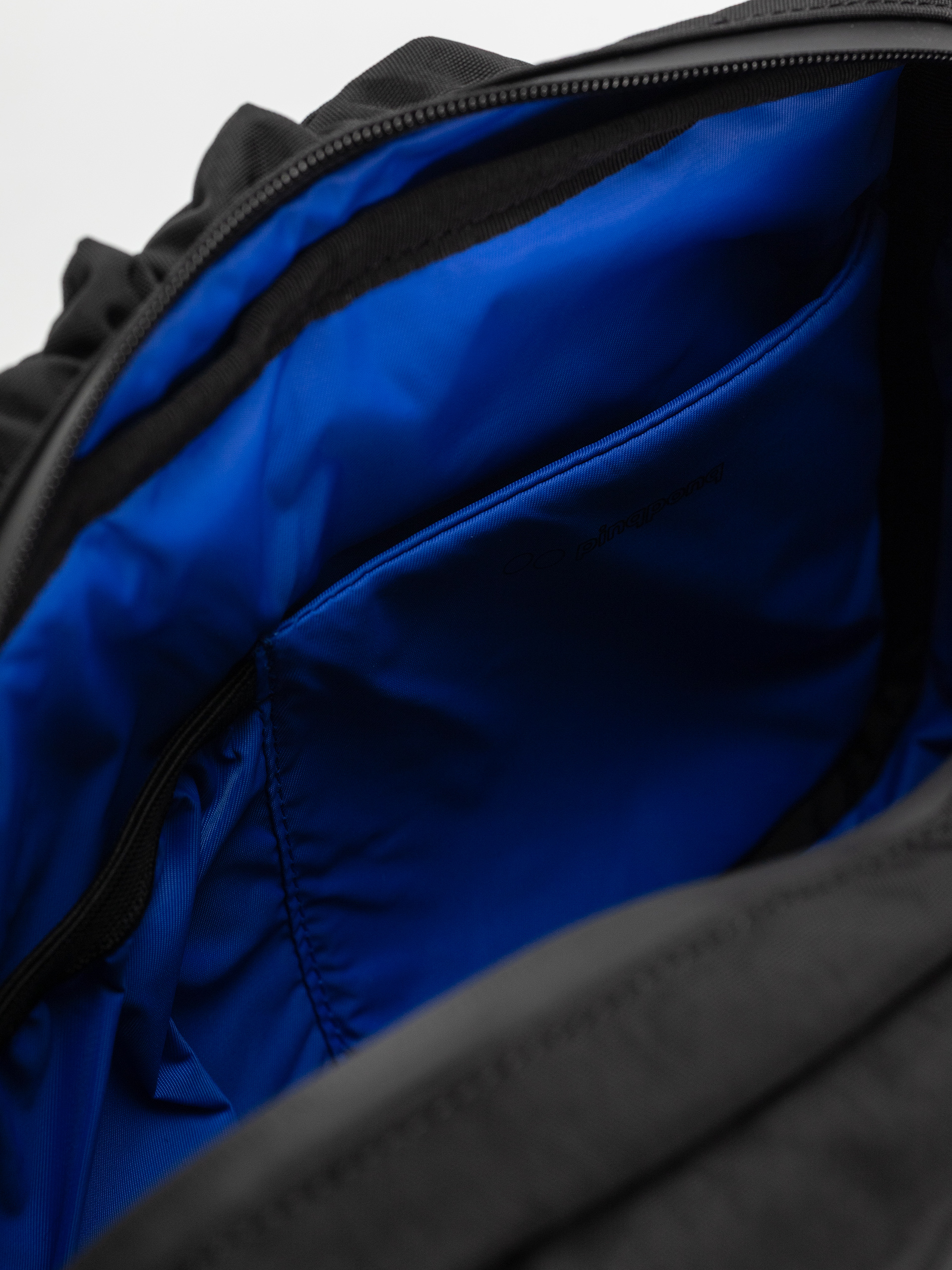 Раница PinqPonq Tetrik Large Crinkle (crinkle black)