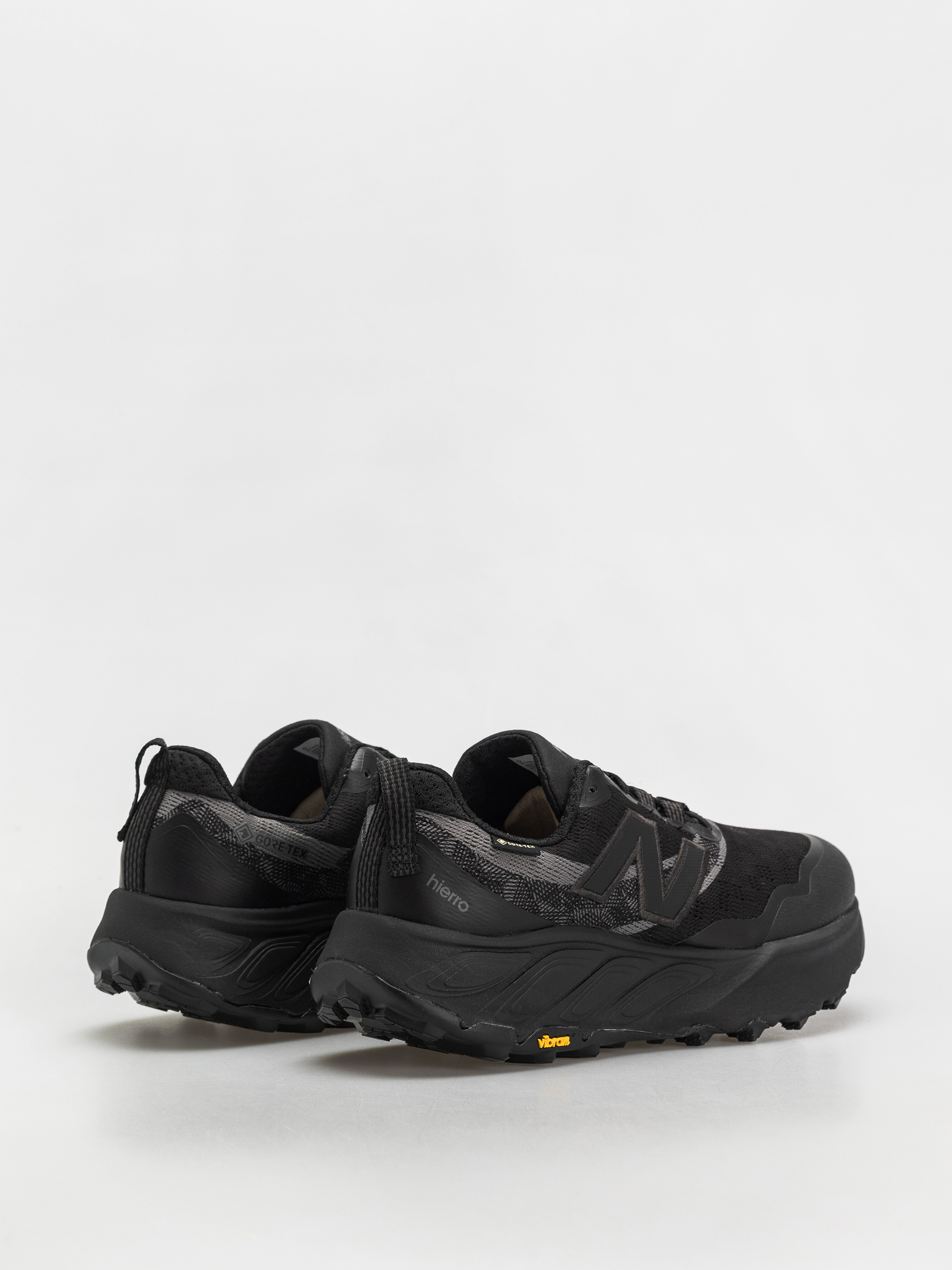 Обувки New Balance Fresh Foam X Hierro V9 Gore-Tex (black)