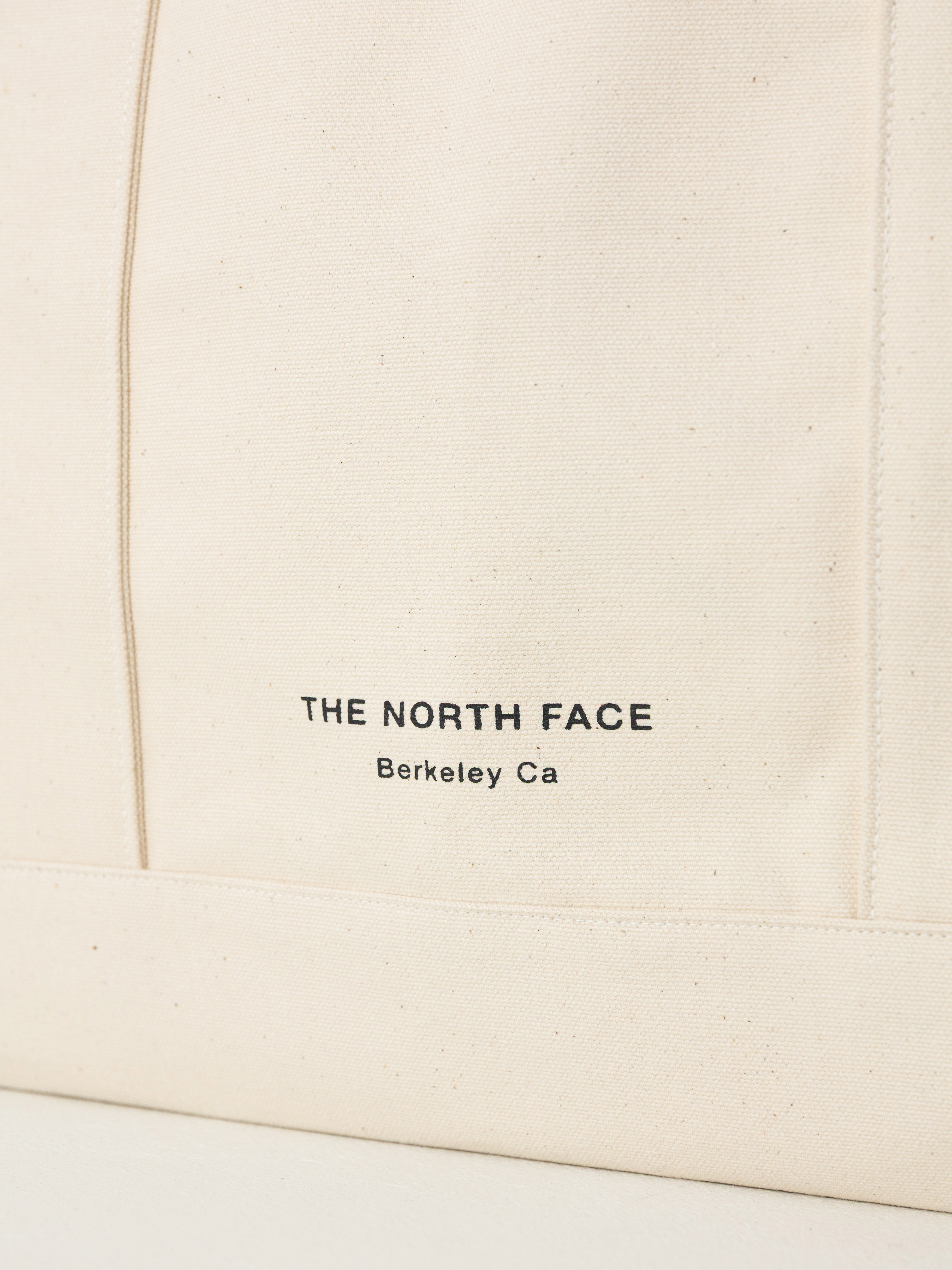 Дамска чанта The North Face Circular Cotton Tote (raw undyed)