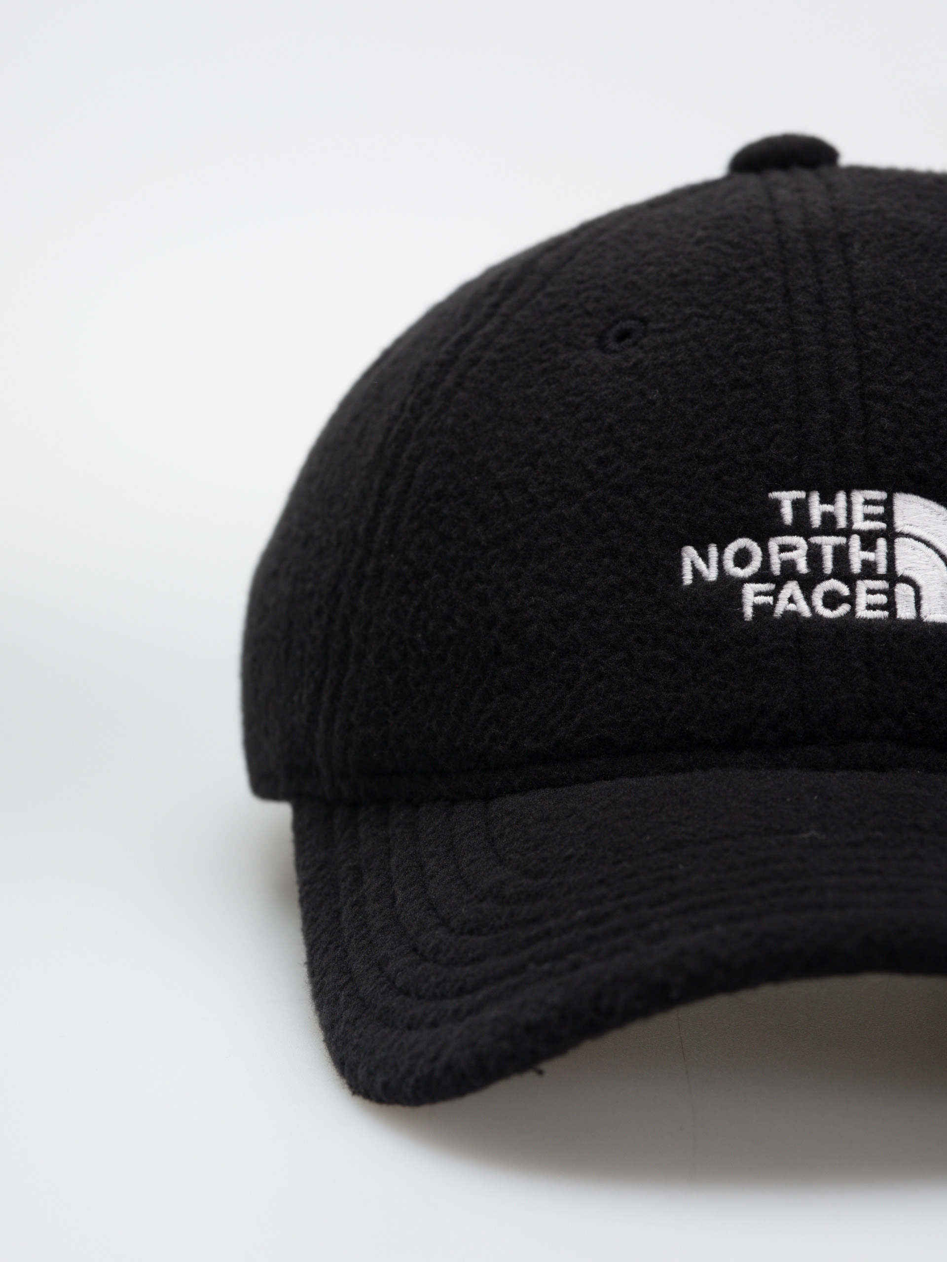 Шапка с козирка The North Face Denali Norm (tnf black/tnf black)