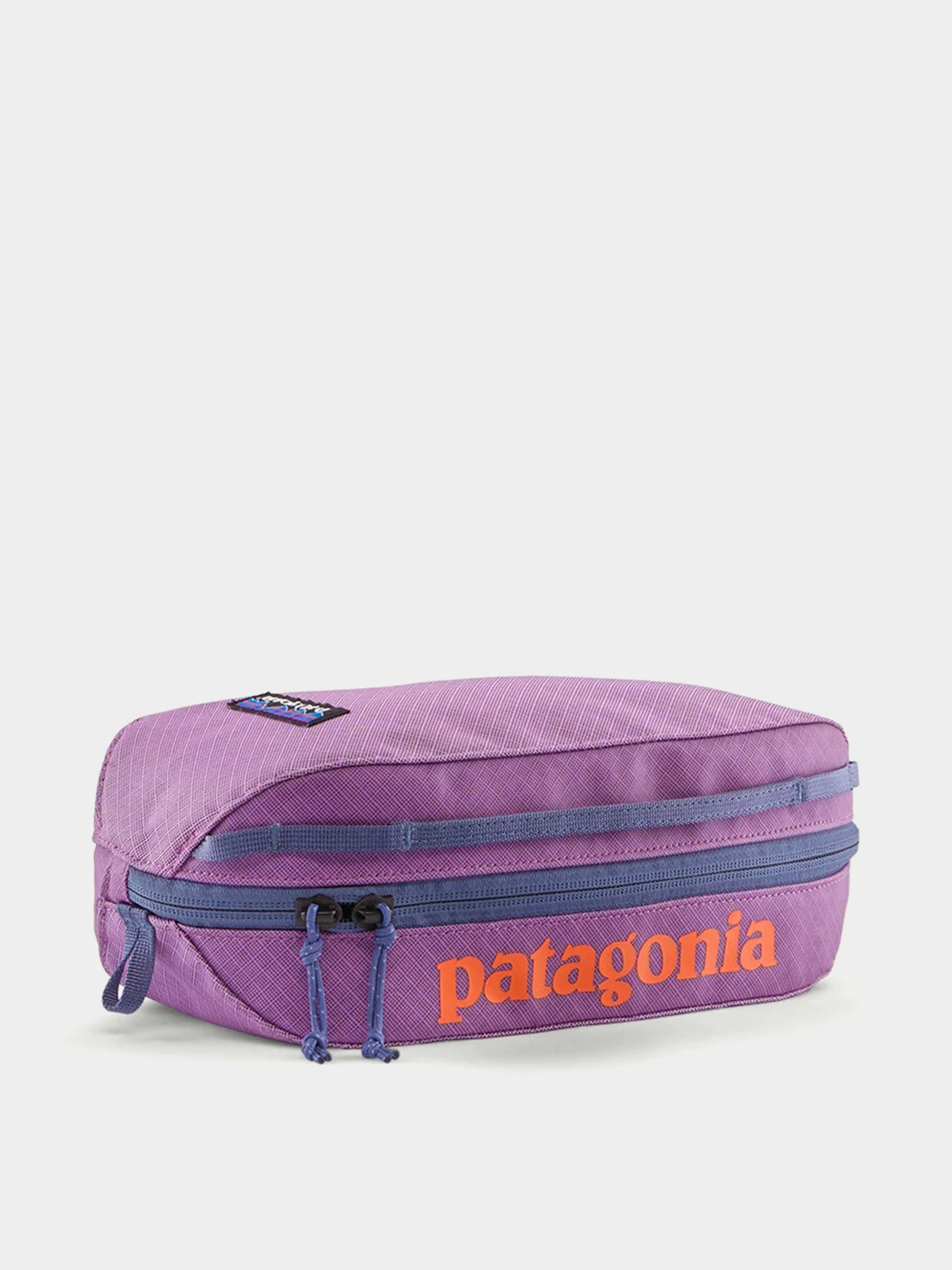 Козметична чантичка Patagonia Black Hole Cube 3L (brisk purple)