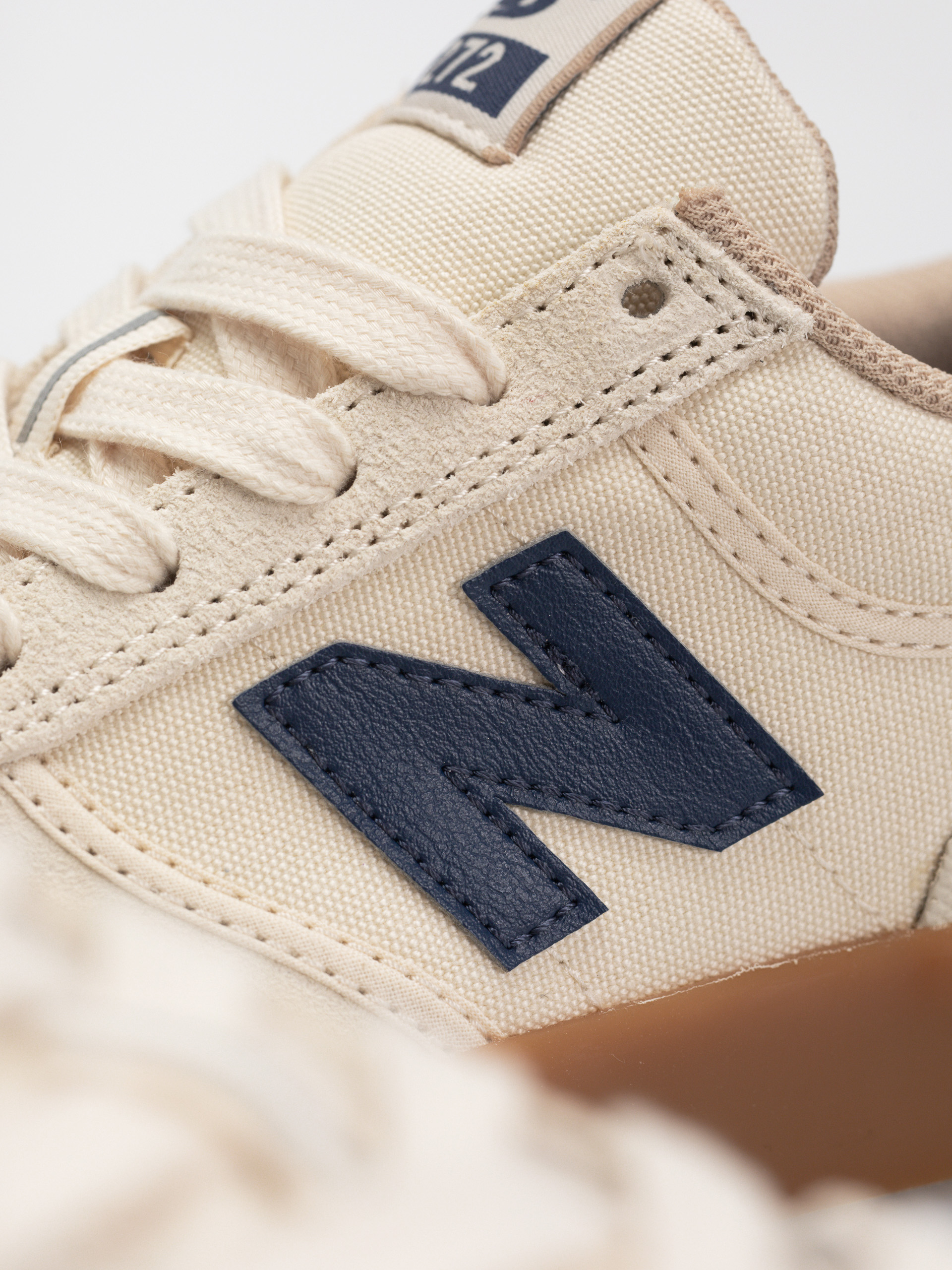 Обувки New Balance 272 (white)