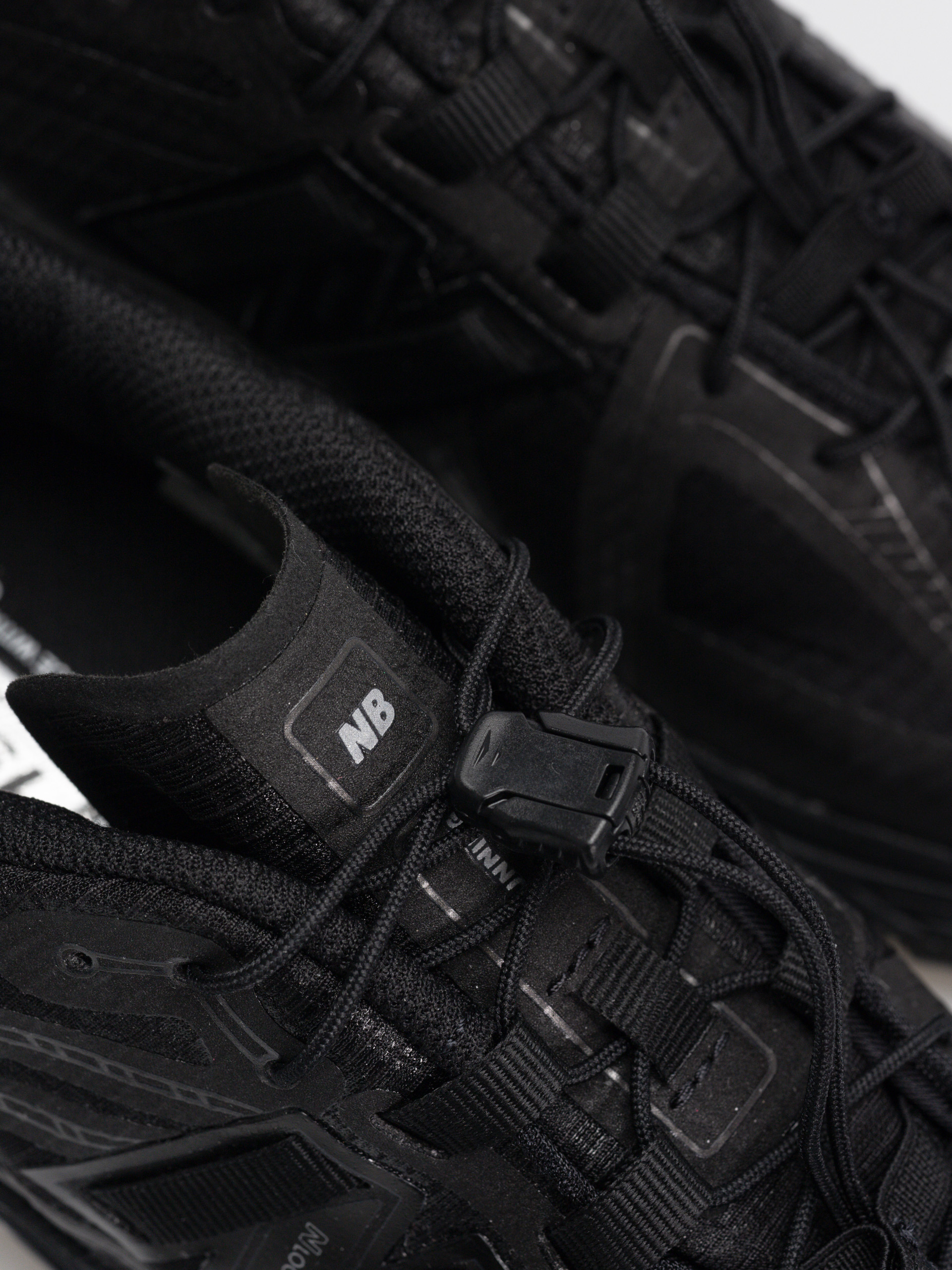 Обувки New Balance 1906 (black)