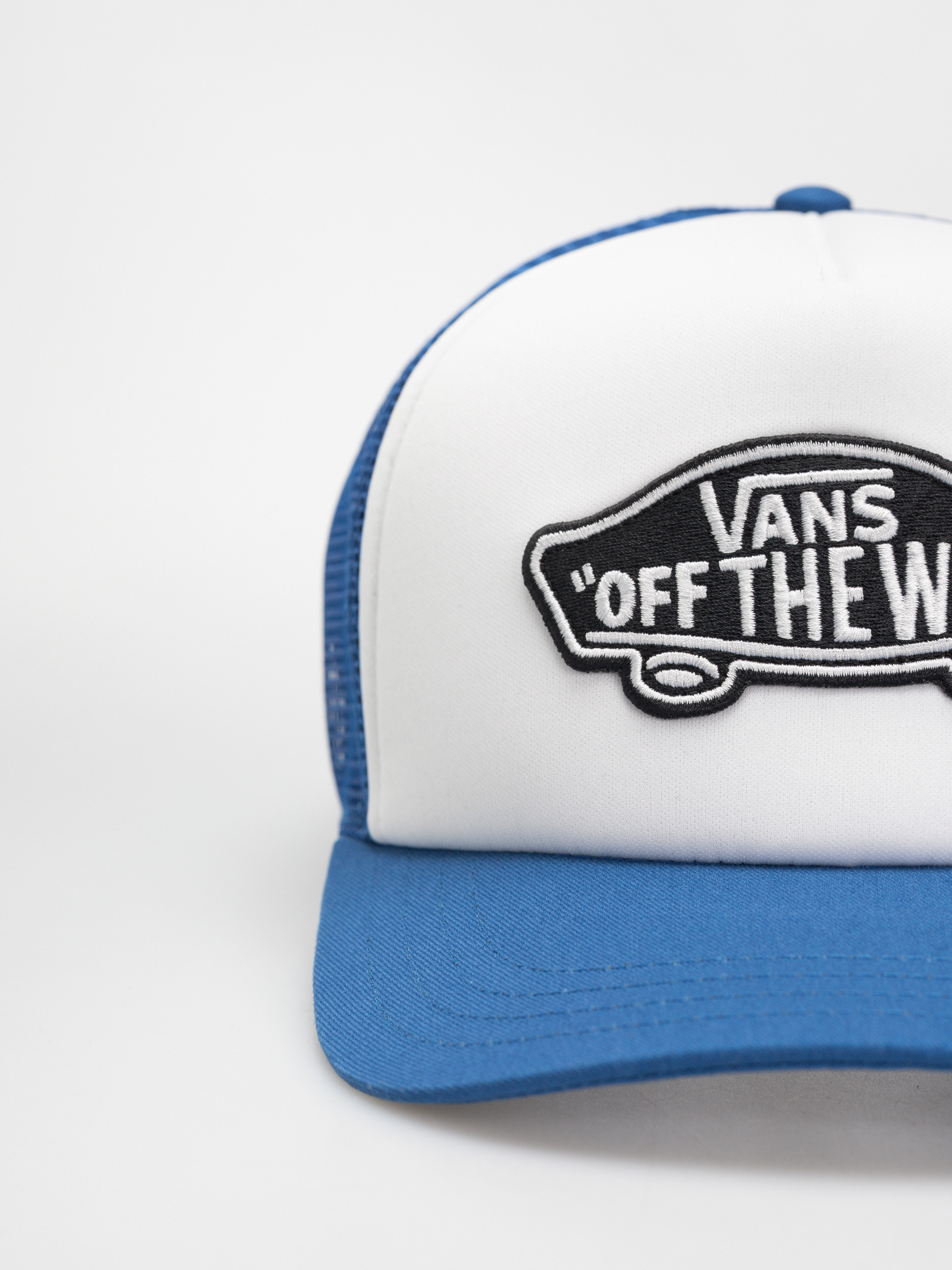 Шапка с козирка Vans Classic Patch Curved Bill Trucker (true blue)