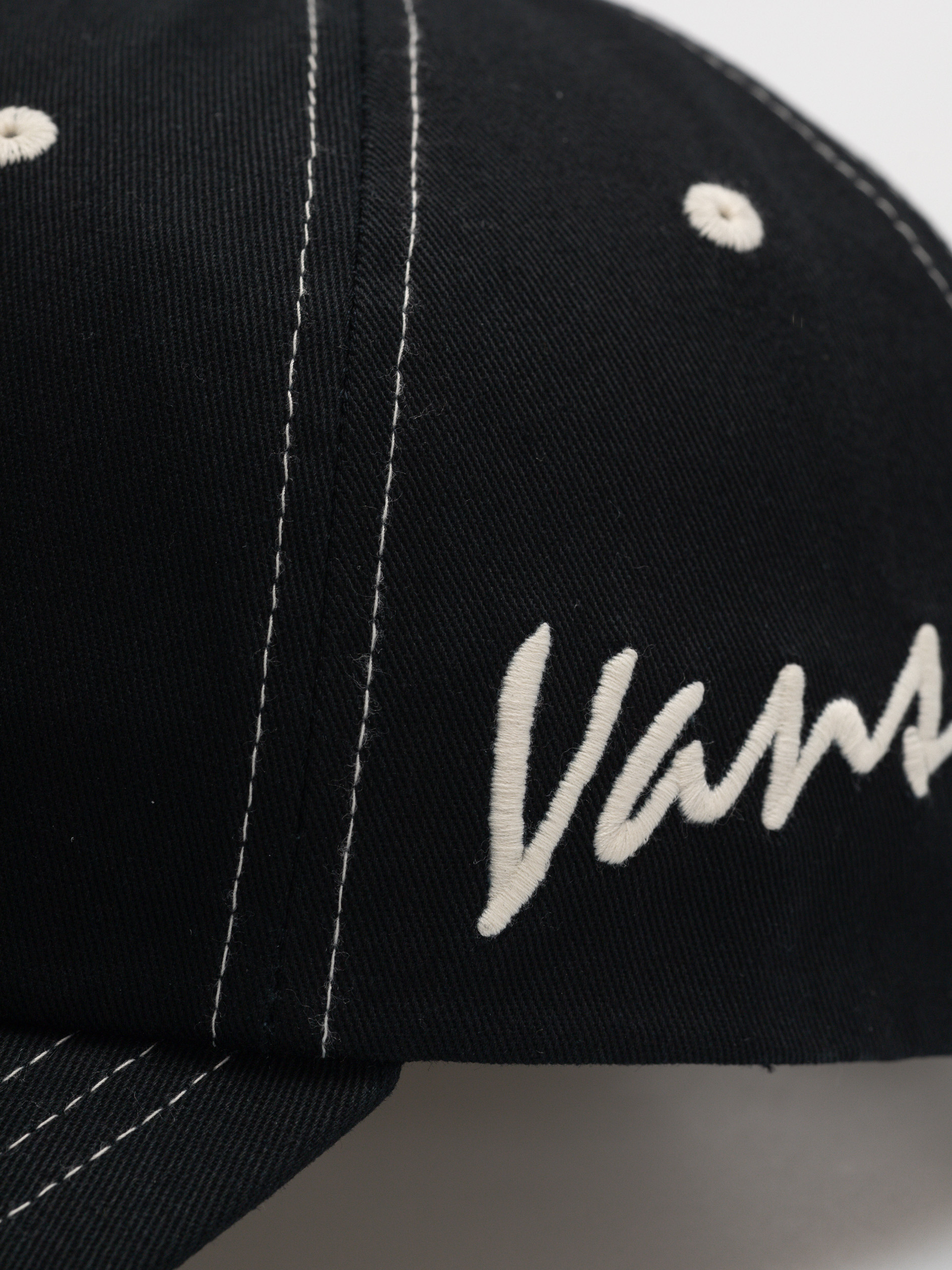 Шапка с козирка Vans Classic Script Curved Bill Jockey (black)