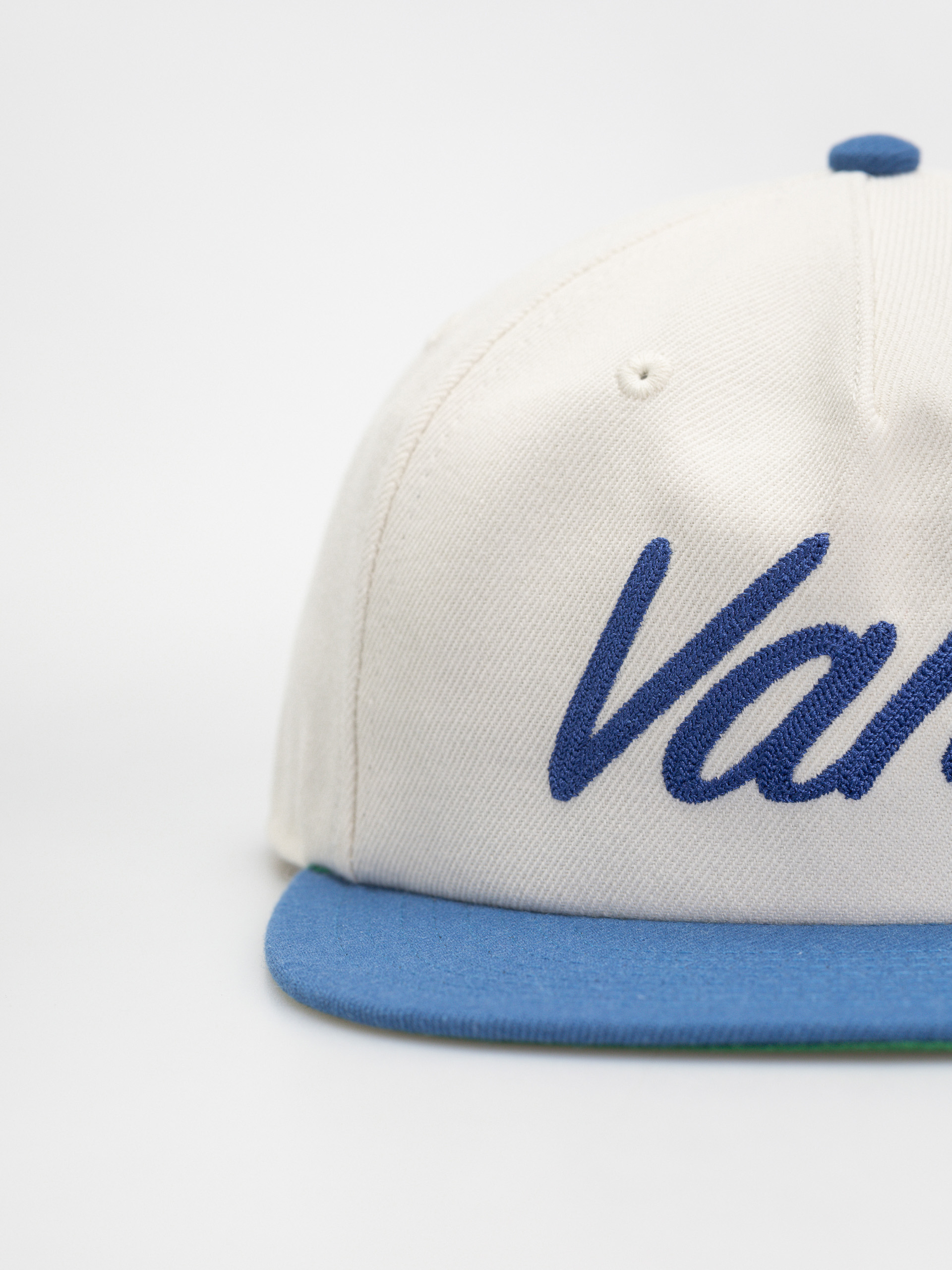 Шапка с козирка Vans Gotsie Unstructured (true blue)