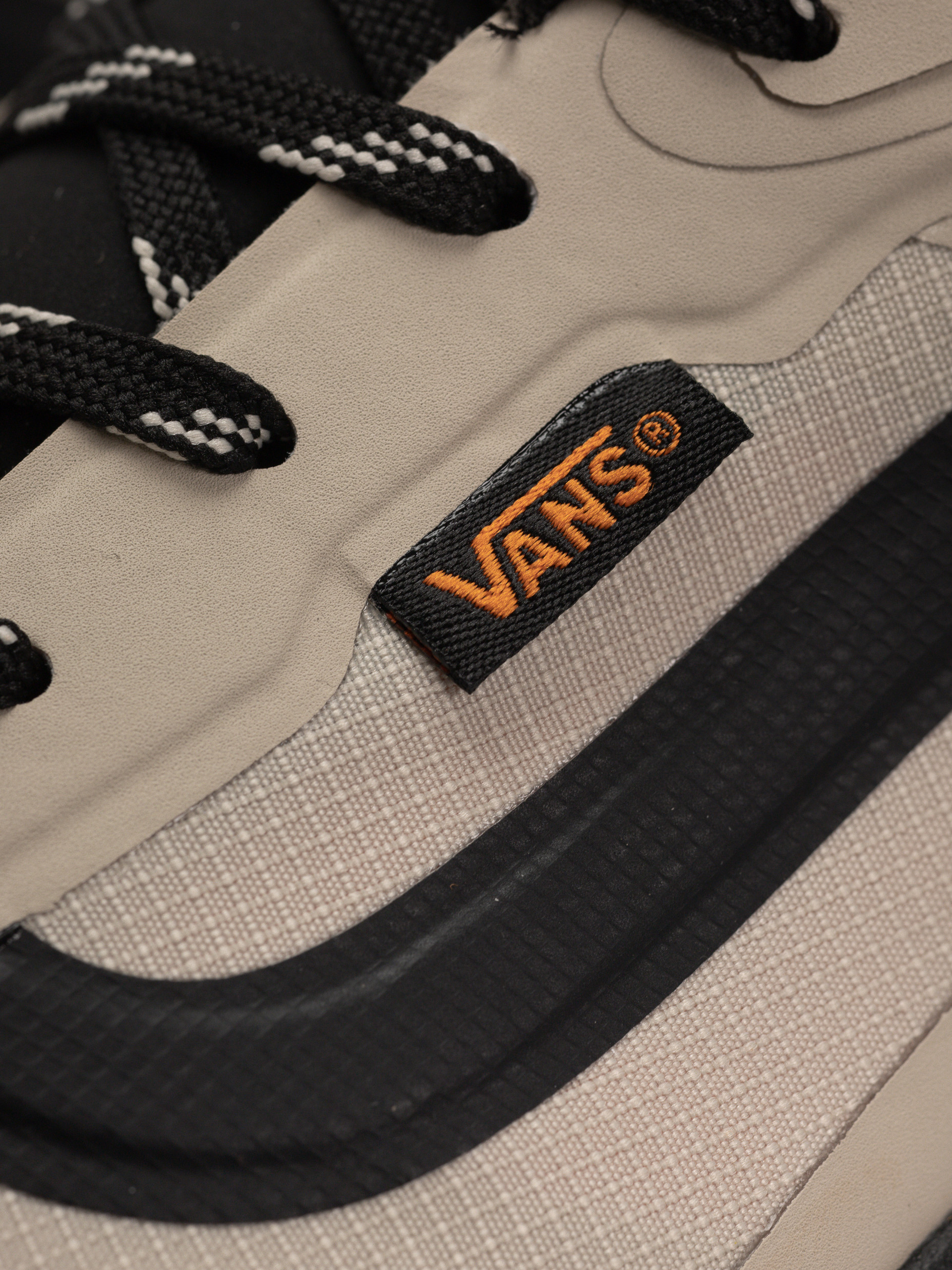 Обувки Vans Mte Crosspath (light brown)