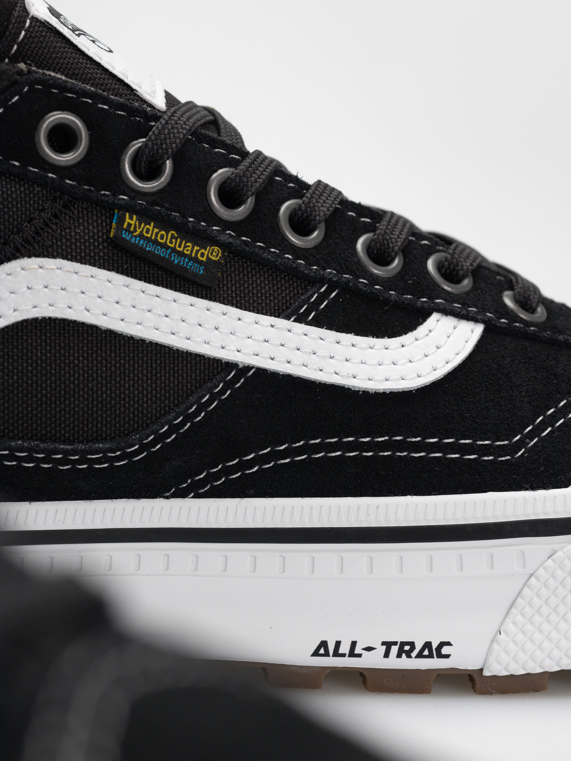 Обувки Vans Mte Old Skool Waterproof Insulated (black/white)