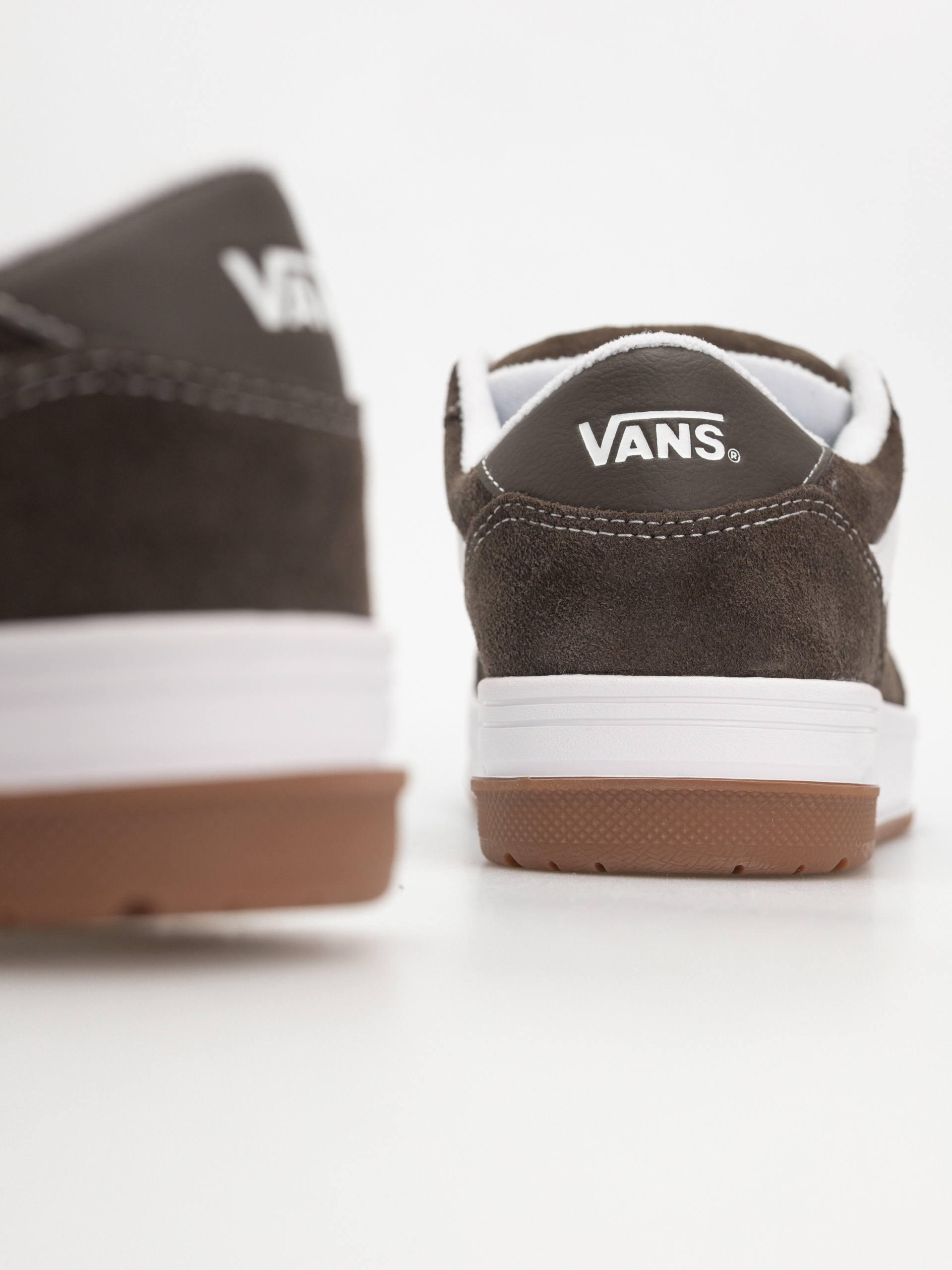 Обувки Vans Hylane (suede brown)