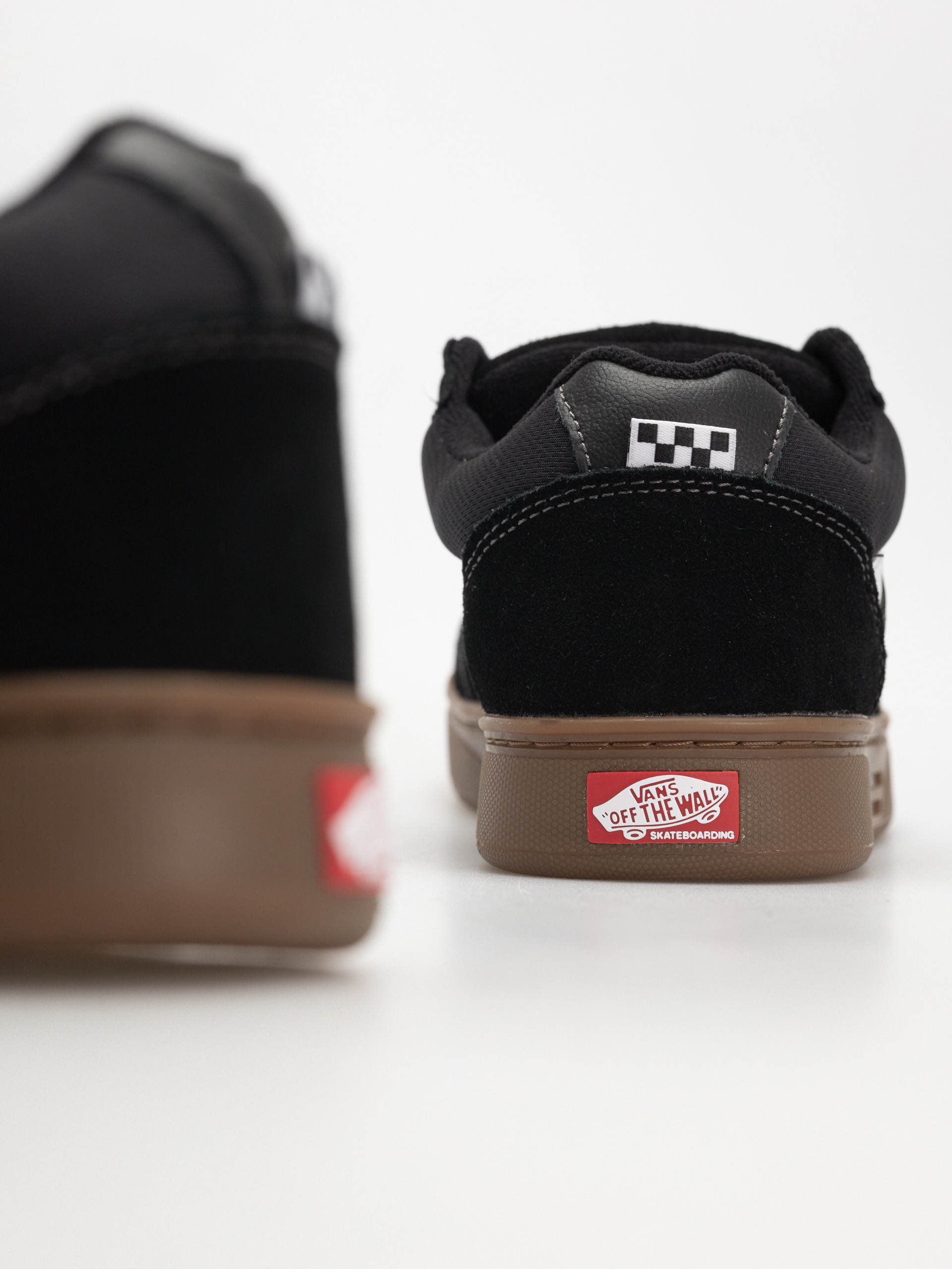 Обувки Vans Skate Estazzo (gum black/white)