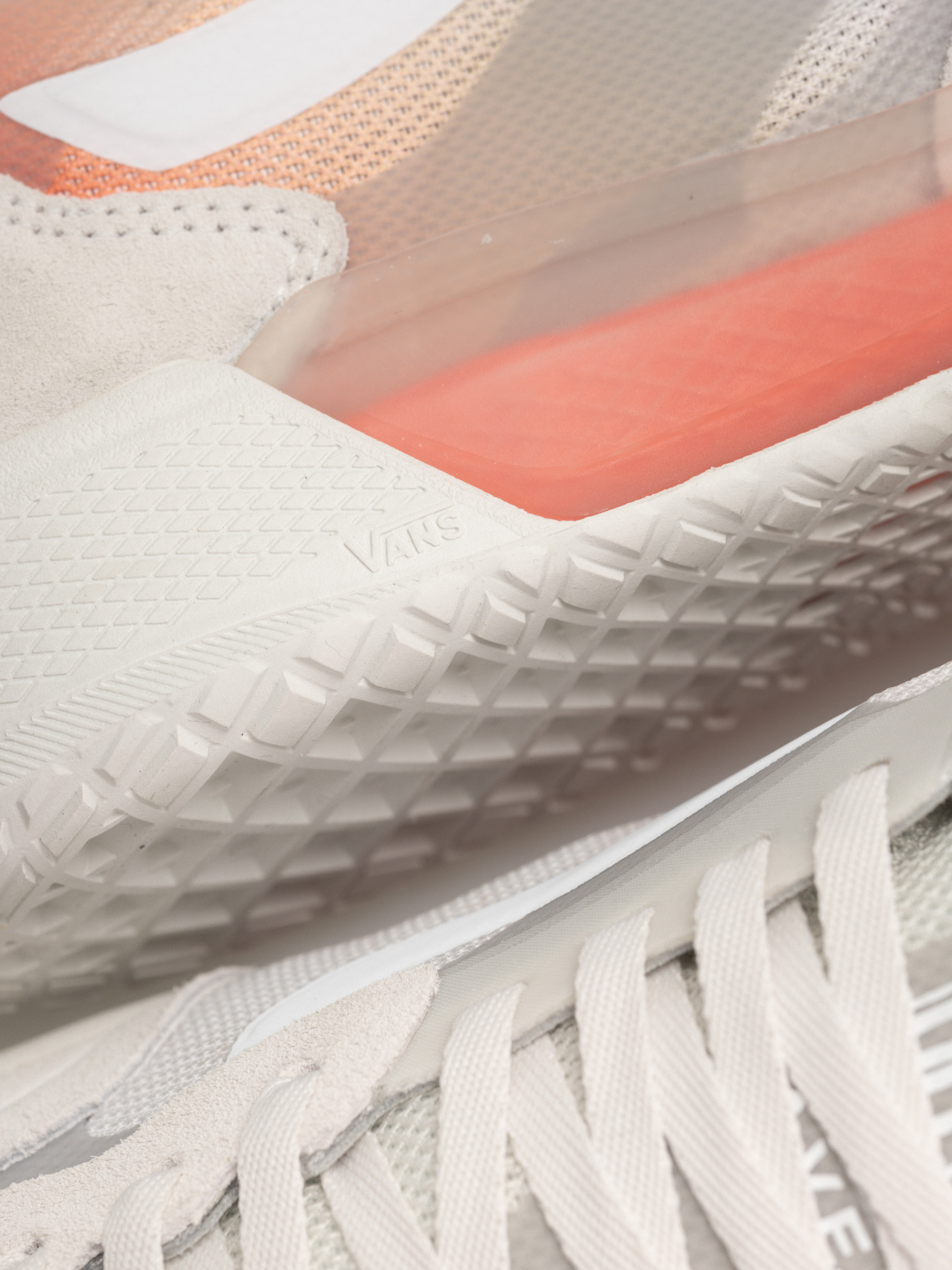 Обувки Vans Skate Ave 2.0 (fade white/orange)