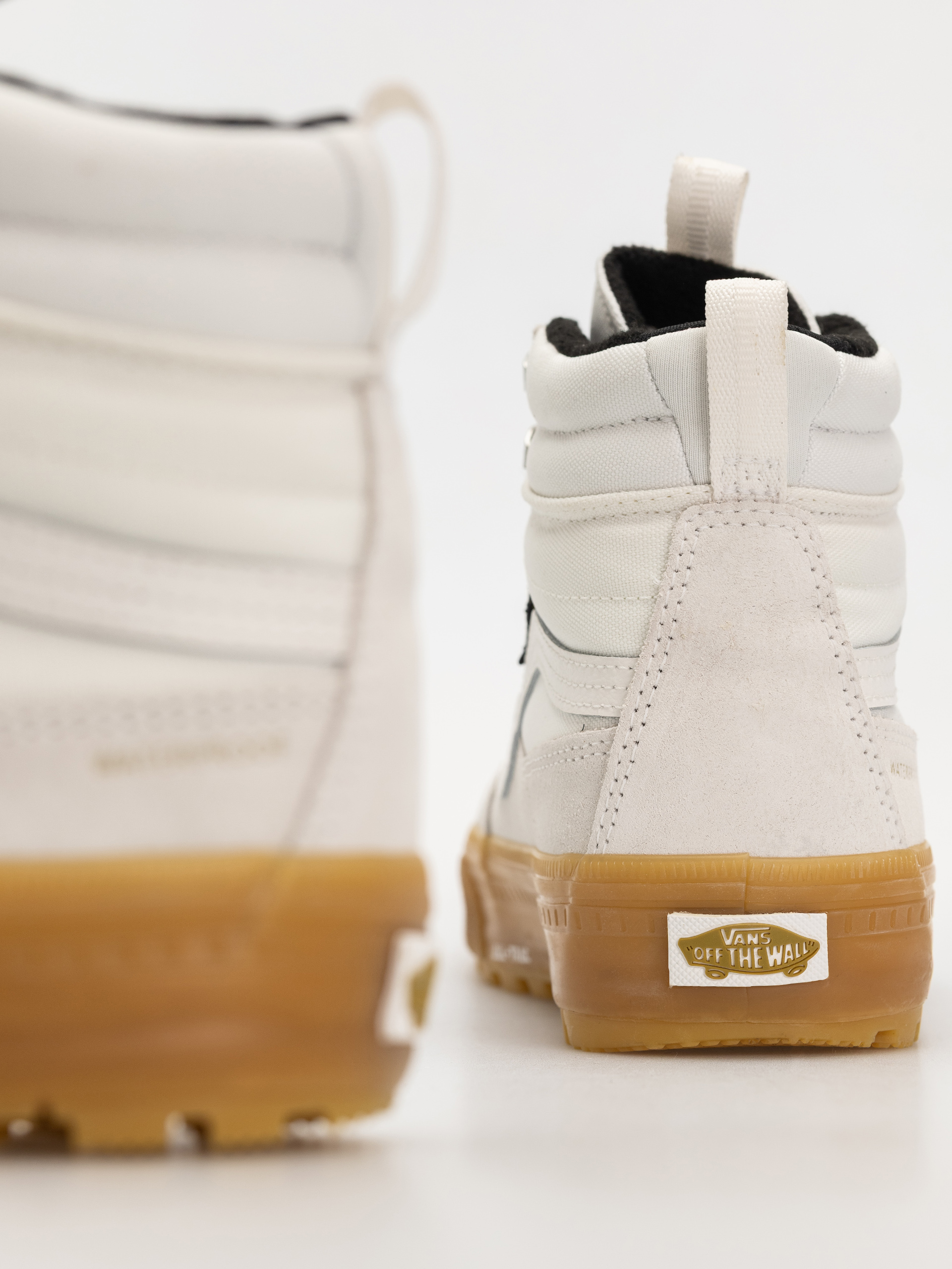 Обувки Vans Mte Sk8 Hi Waterproof Insulated (white/gum)