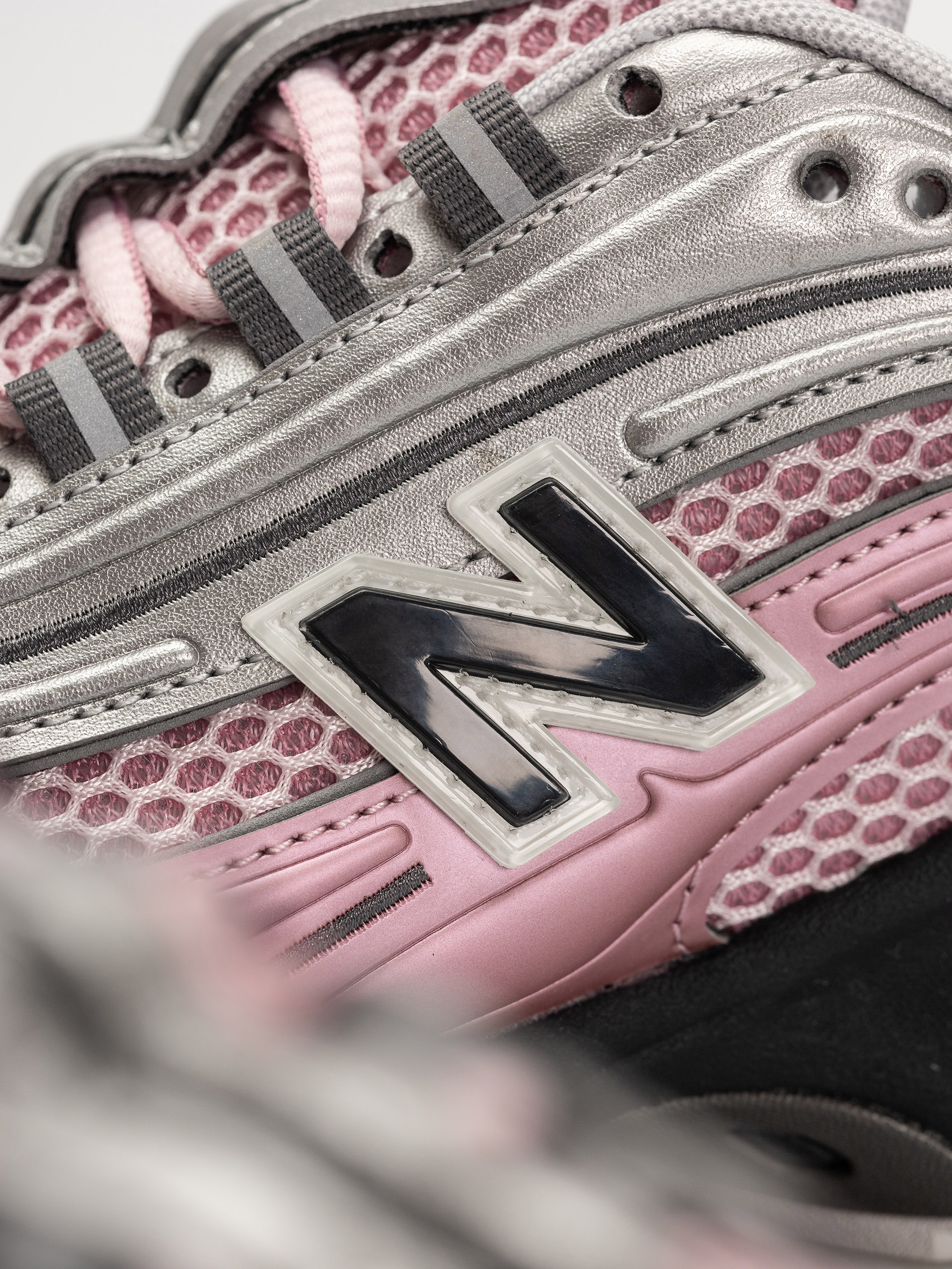 Обувки New Balance 1000 (pink taffy)