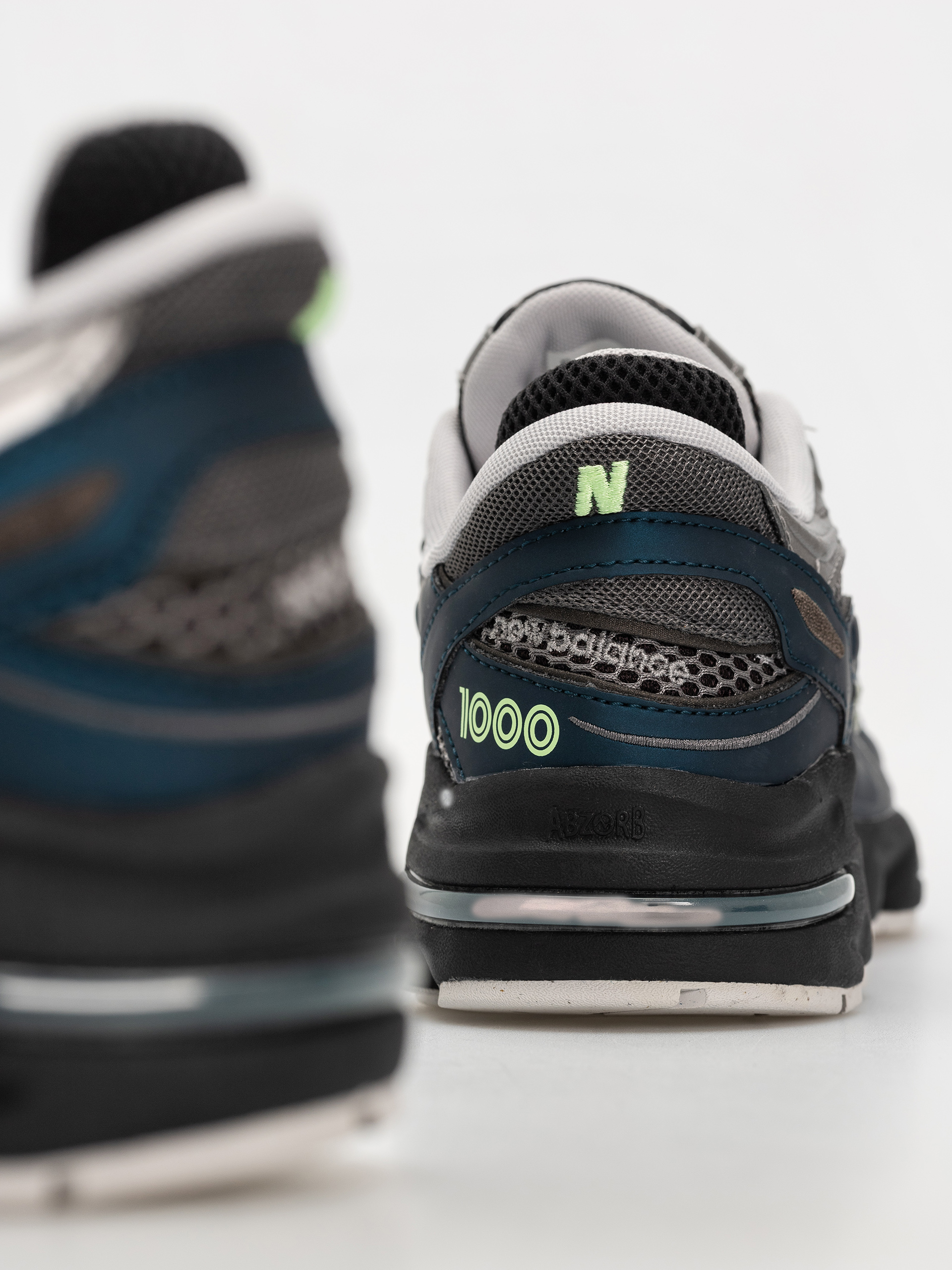 Обувки New Balance 1000 (deep ocean)