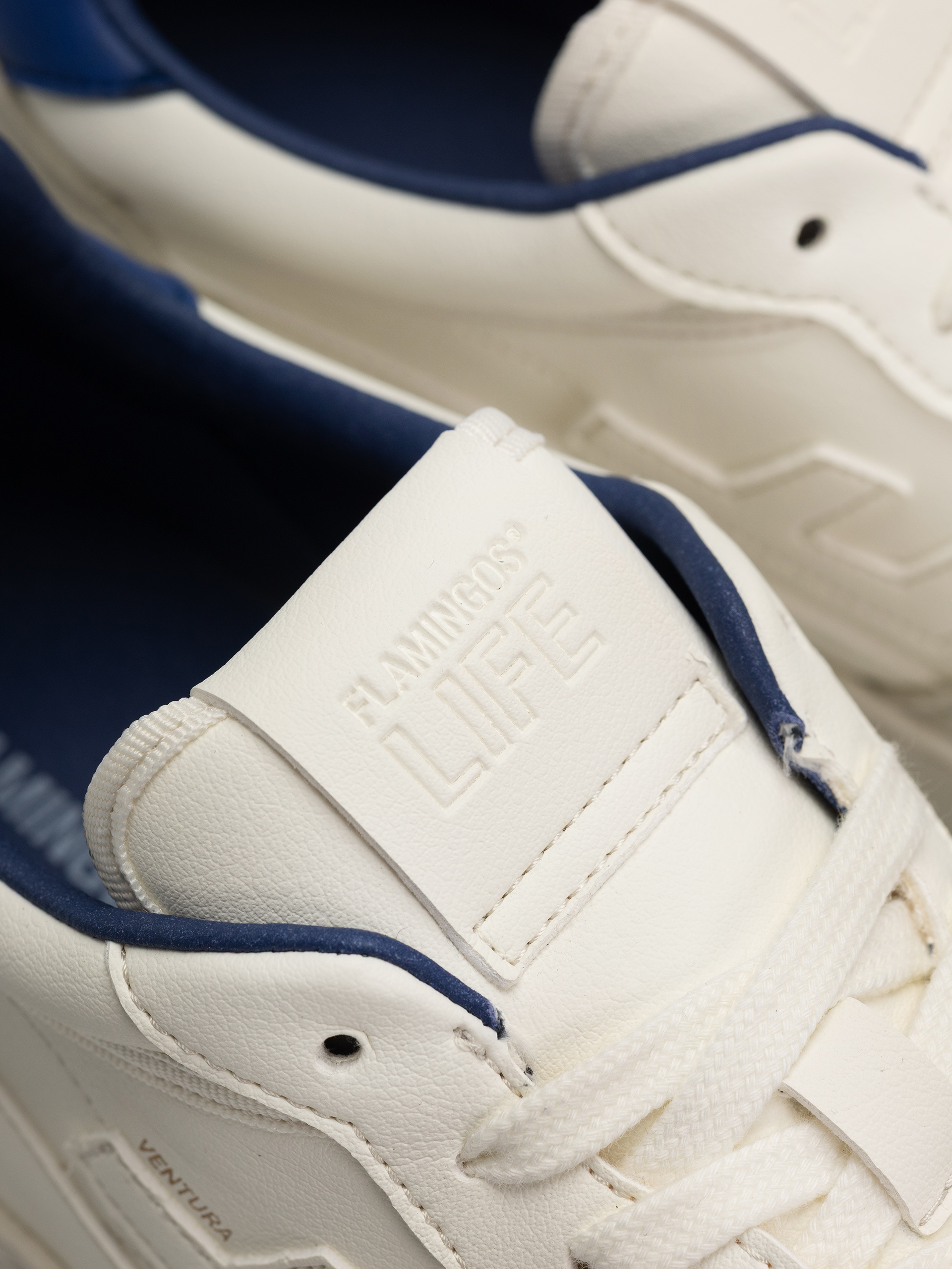 Обувки Flamingos Life Ventura (white indigo)